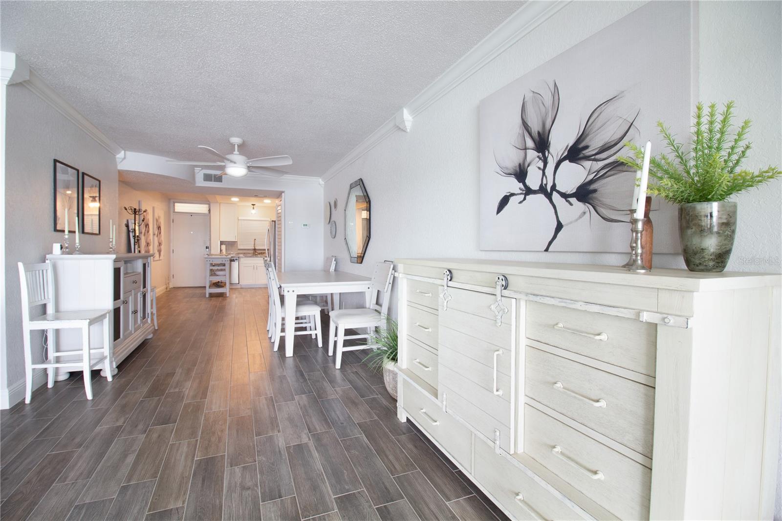 SHORE CREST BLDG - Residential