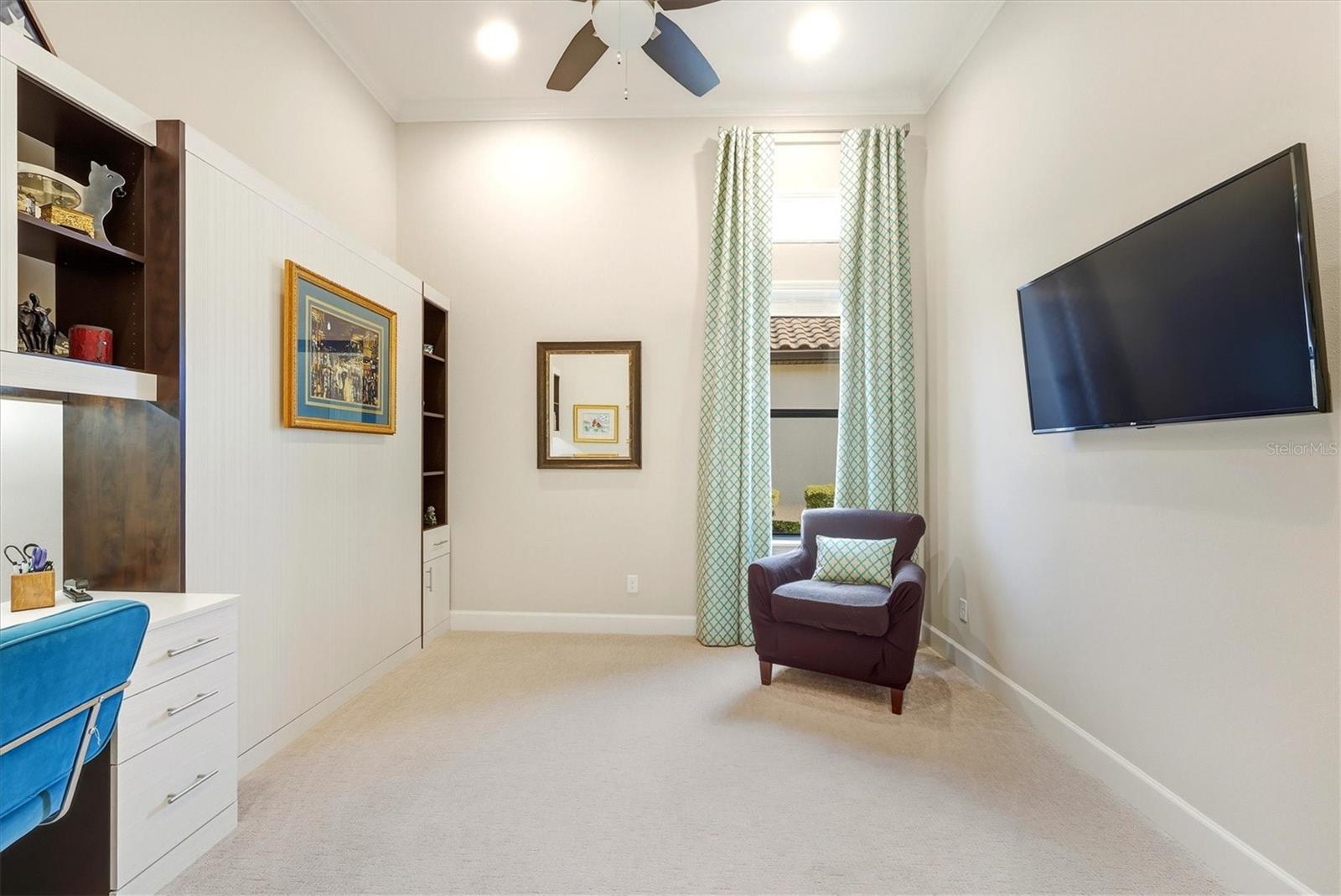 ESPLANADE - Residential