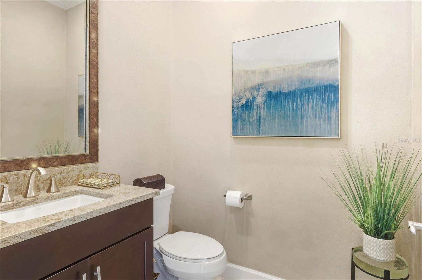 ESPLANADE - Residential