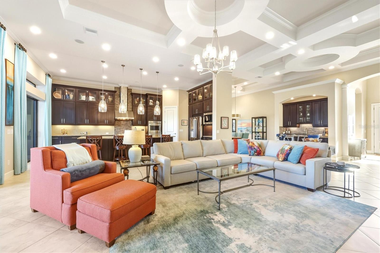 ESPLANADE - Residential