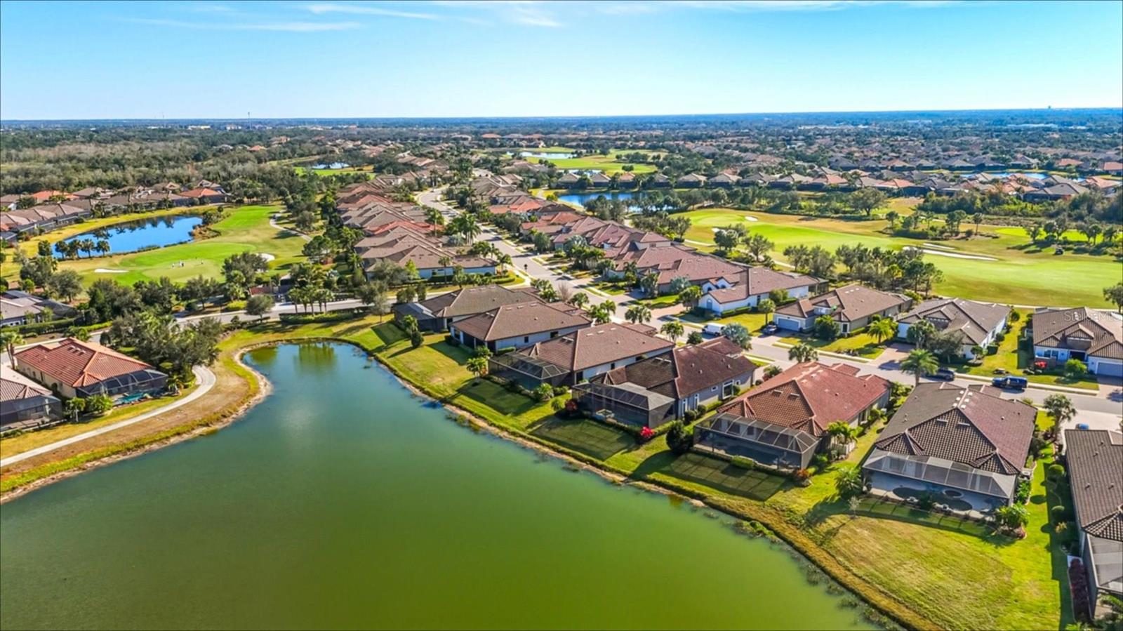 ESPLANADE - Residential