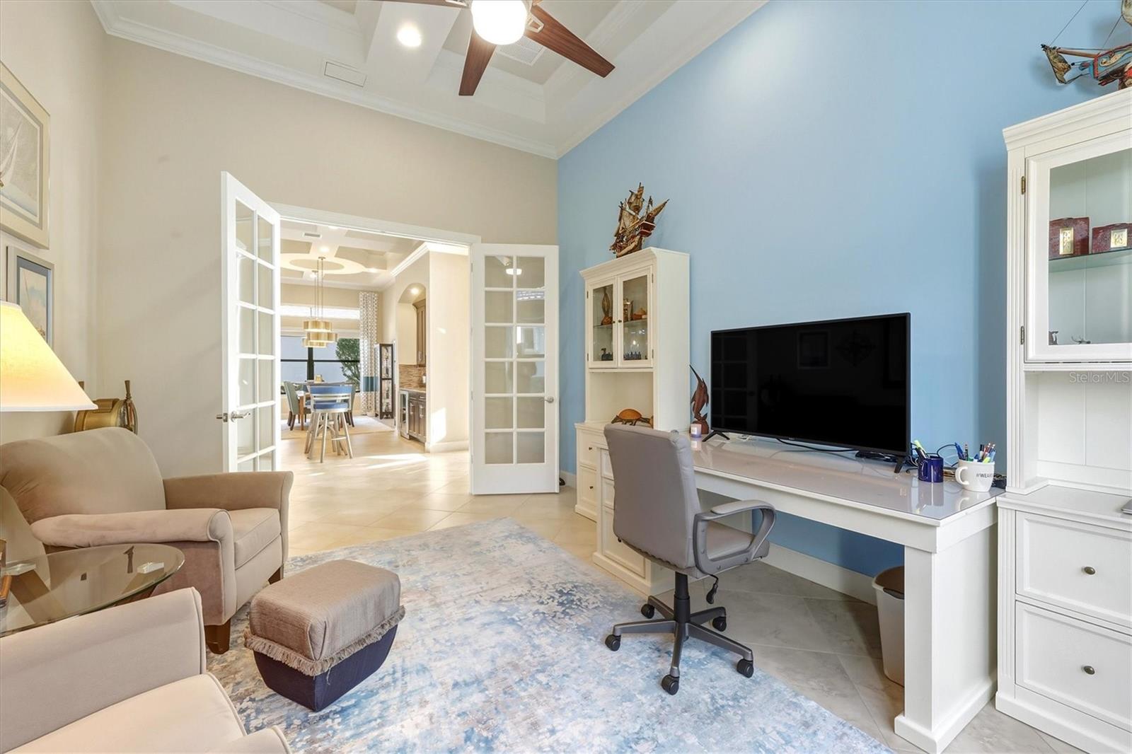 ESPLANADE - Residential