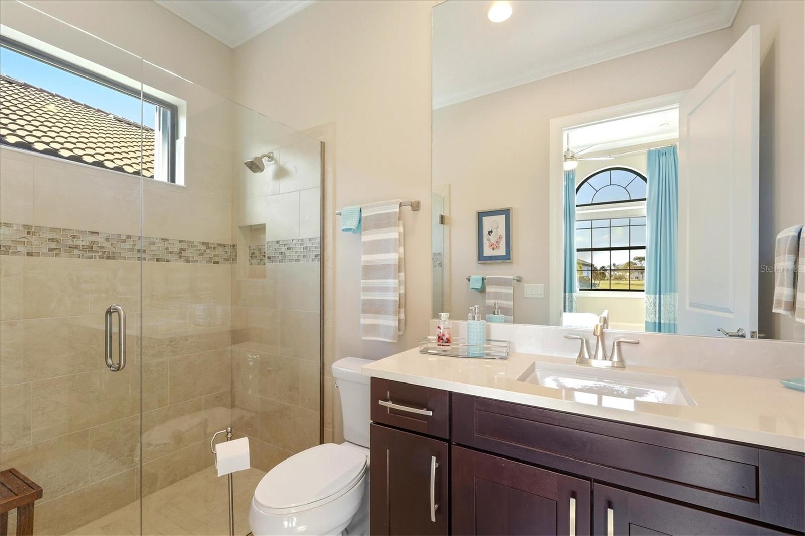 ESPLANADE - Residential