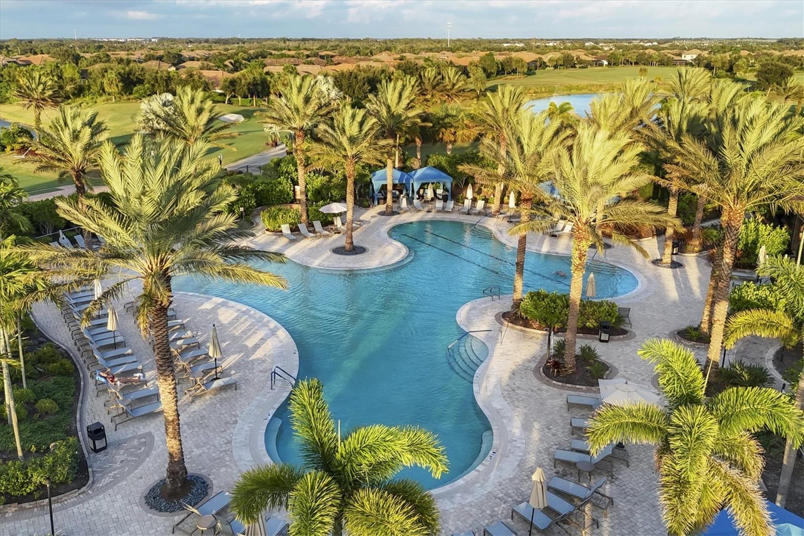 ESPLANADE - Residential