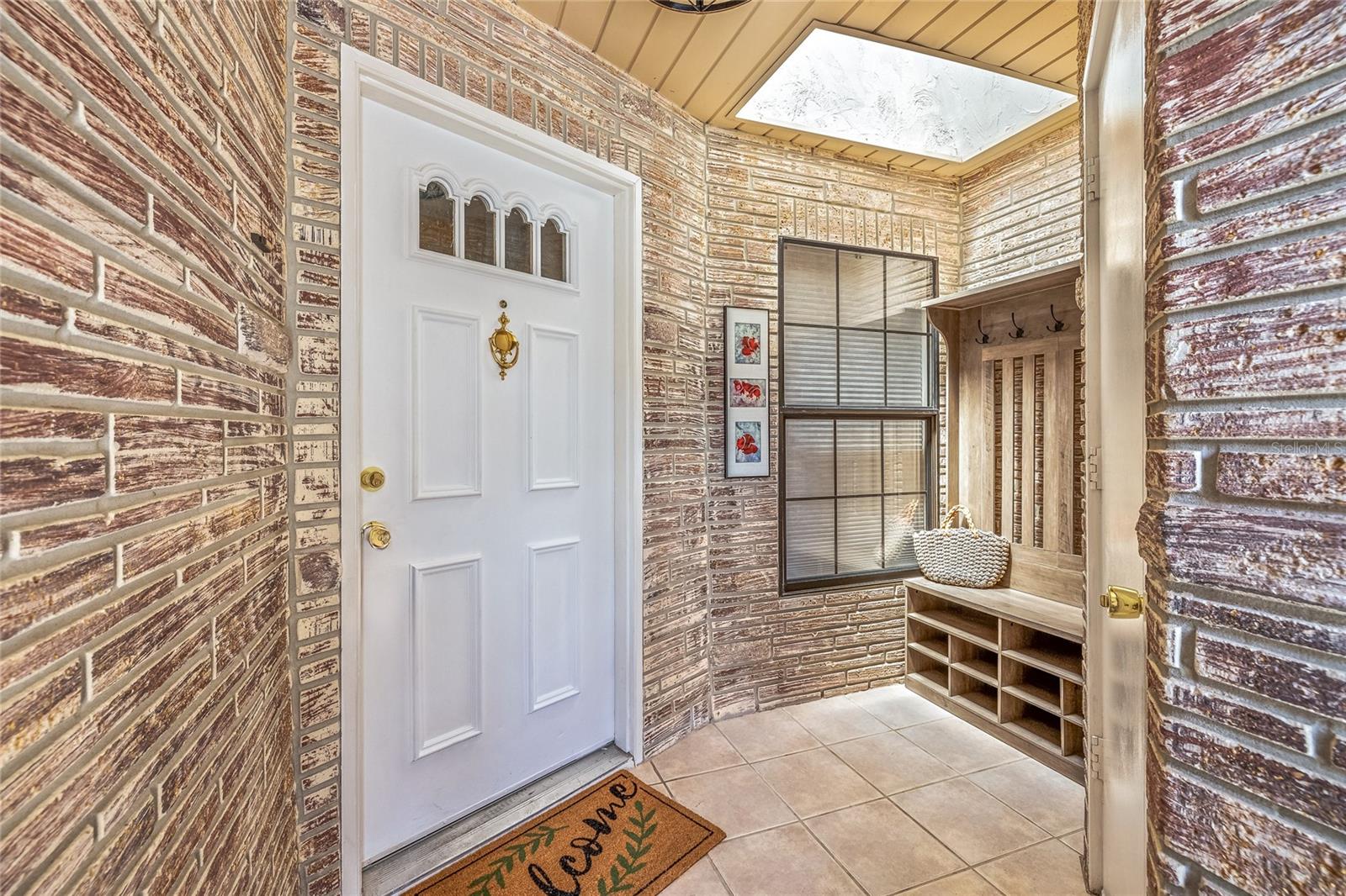 204 SHANGRI LA CIRCLE