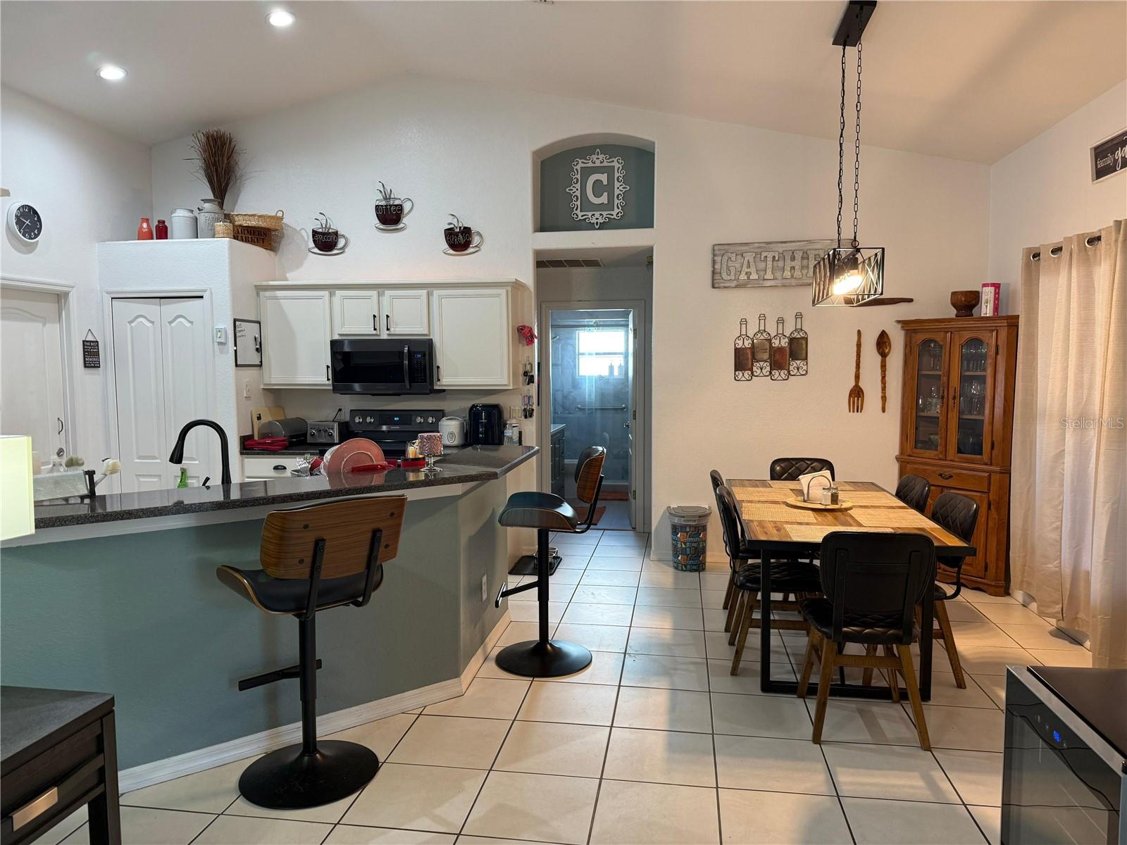 ROCKET CITY - Residential