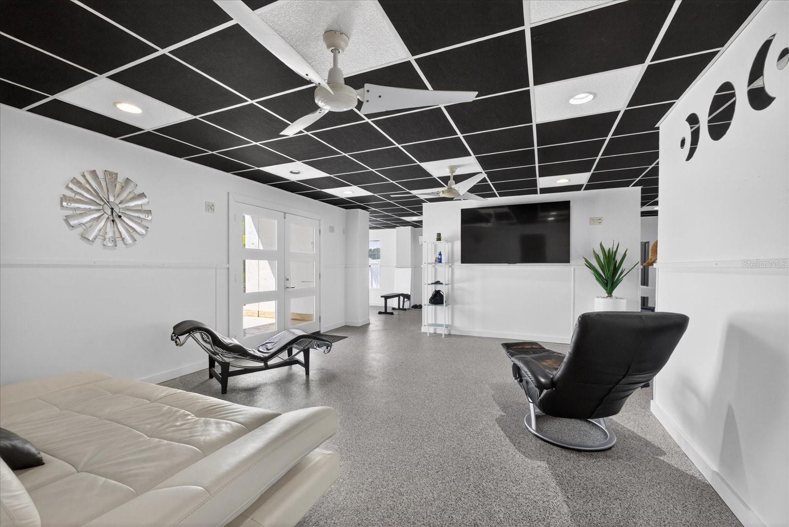 FLOR A MAR - Residential