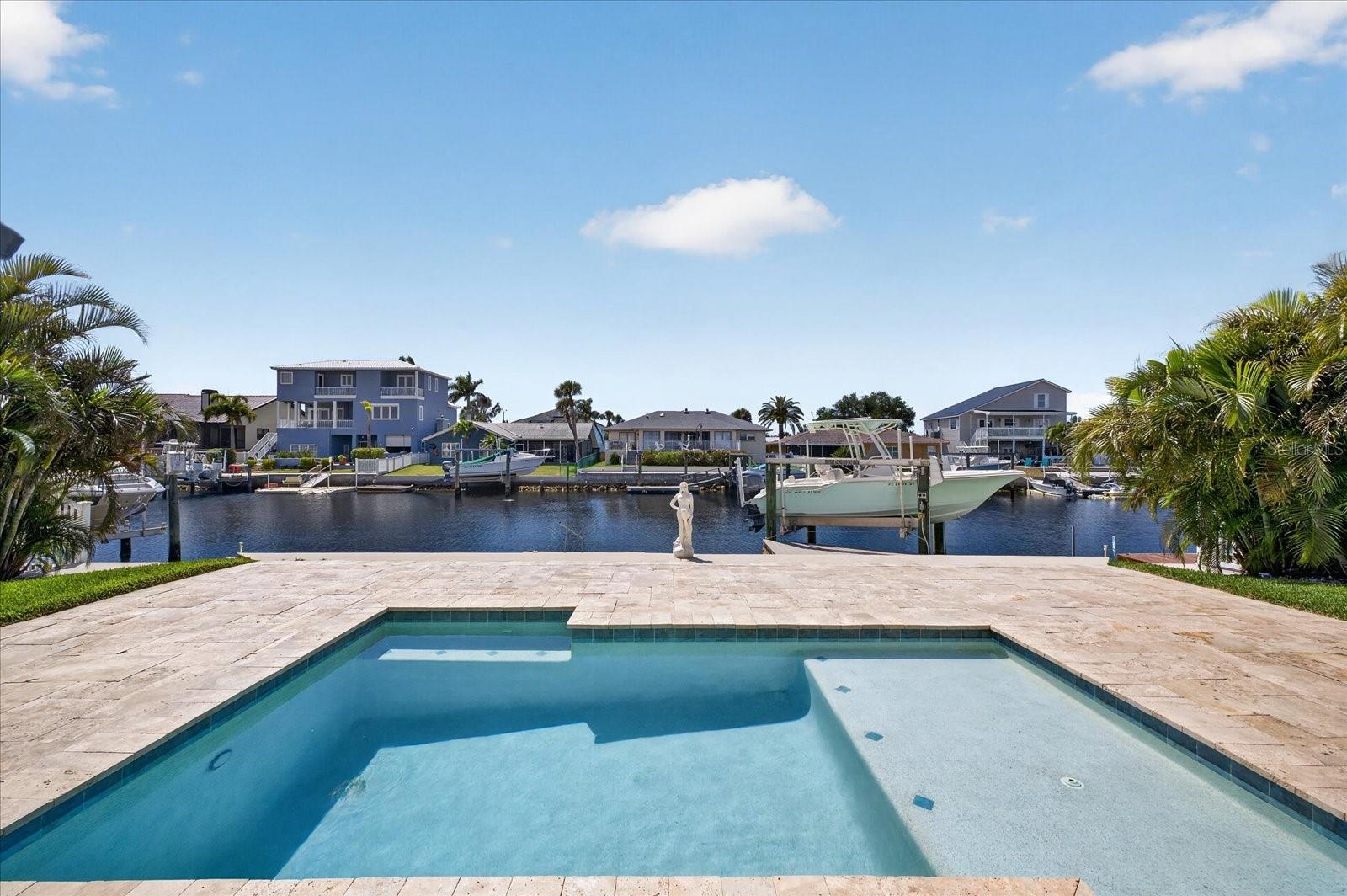 FLOR A MAR - Residential