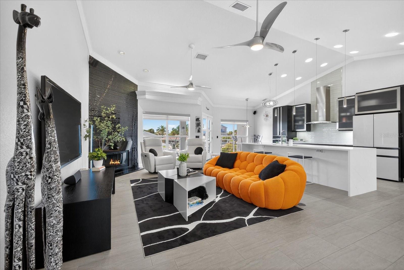 FLOR A MAR - Residential