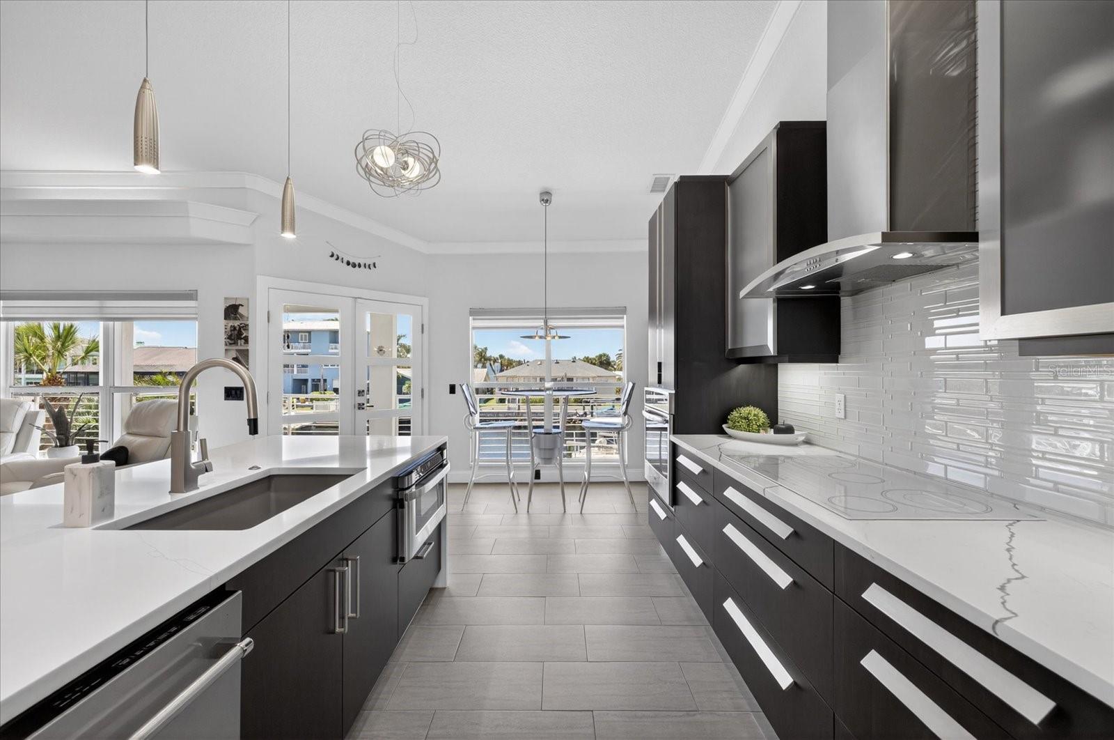 FLOR A MAR - Residential