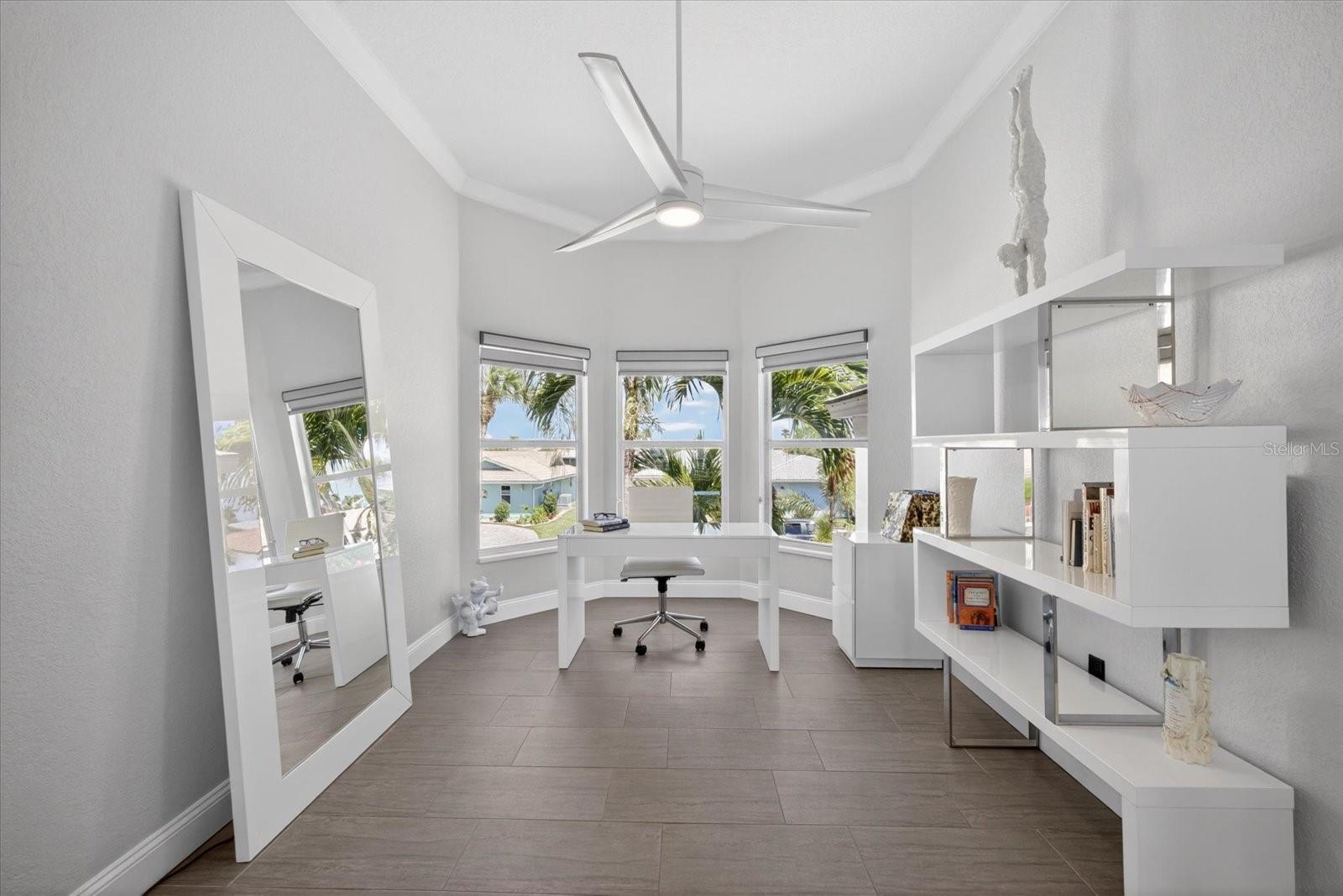 FLOR A MAR - Residential