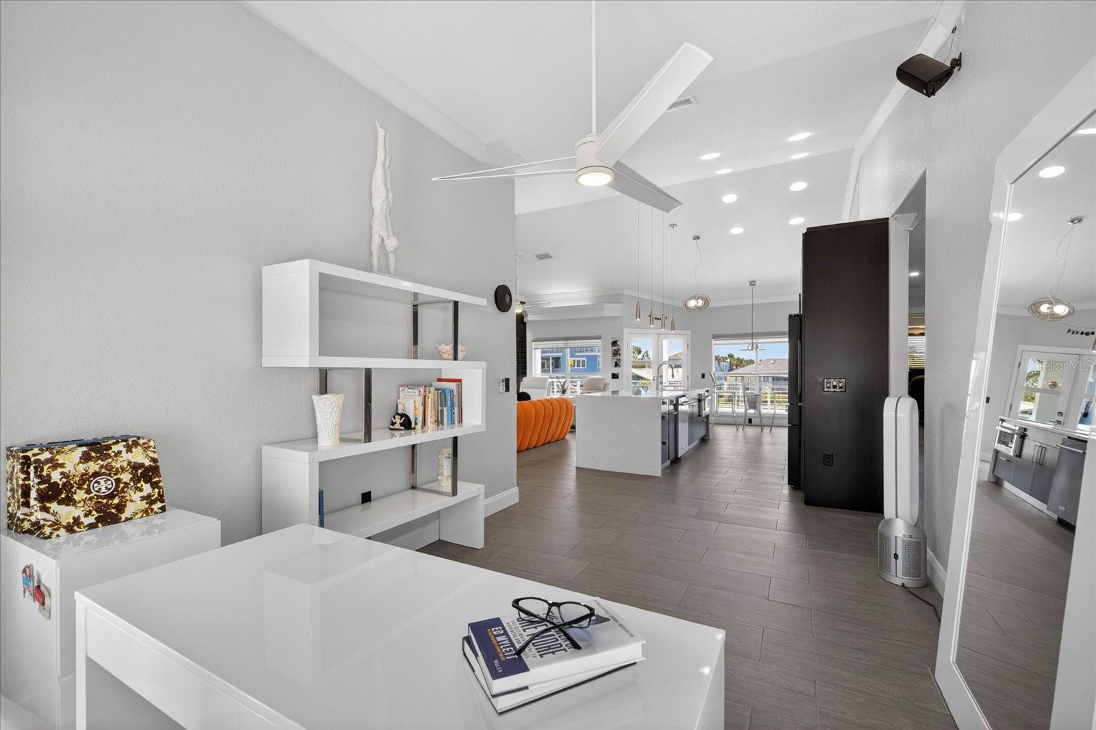 FLOR A MAR - Residential