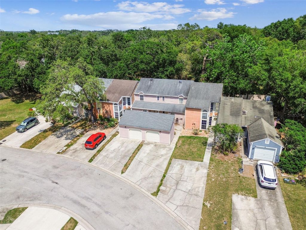 Photo of 9473 N Forest Hills Place, Tampa, FL 33612 (MLS # TB8387954)