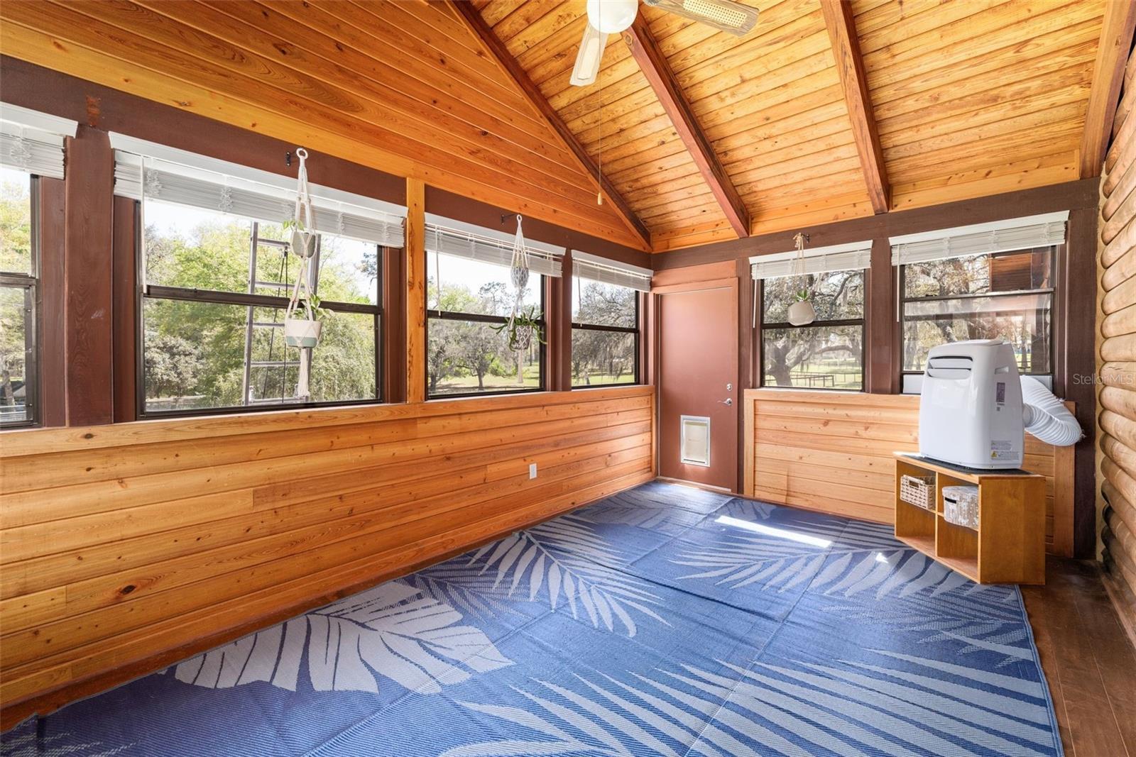 HUNTERS TRAIL RANCHETTES - Residential