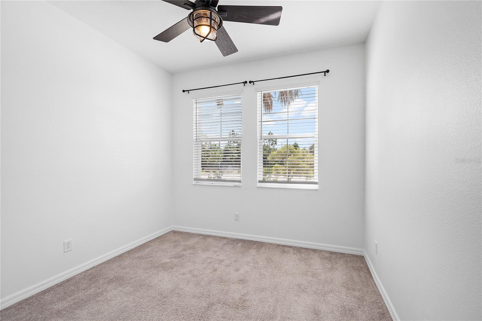 HIDDEN CRK PH 1 - Residential Lease