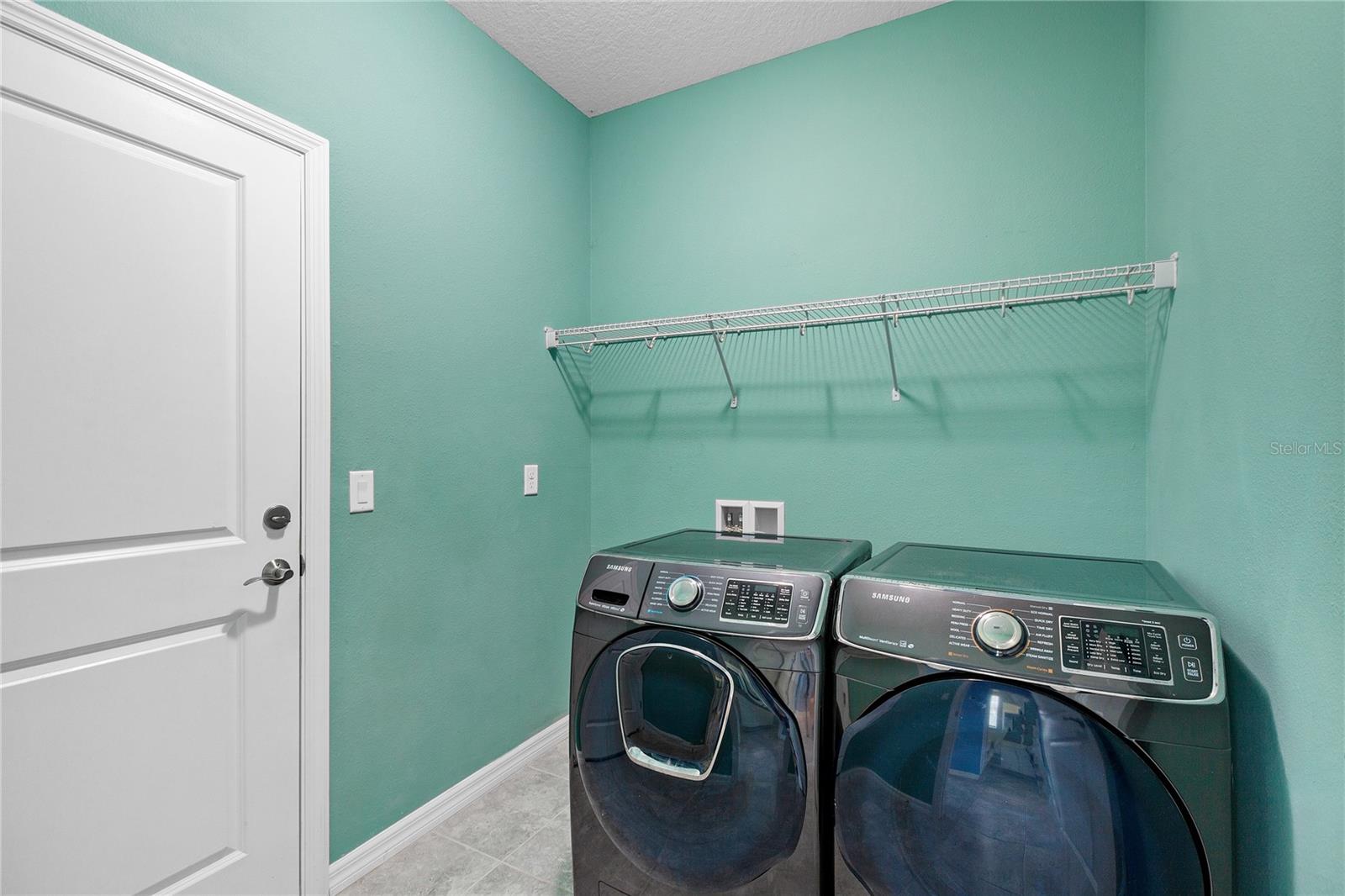 HIDDEN CRK PH 1 - Residential Lease