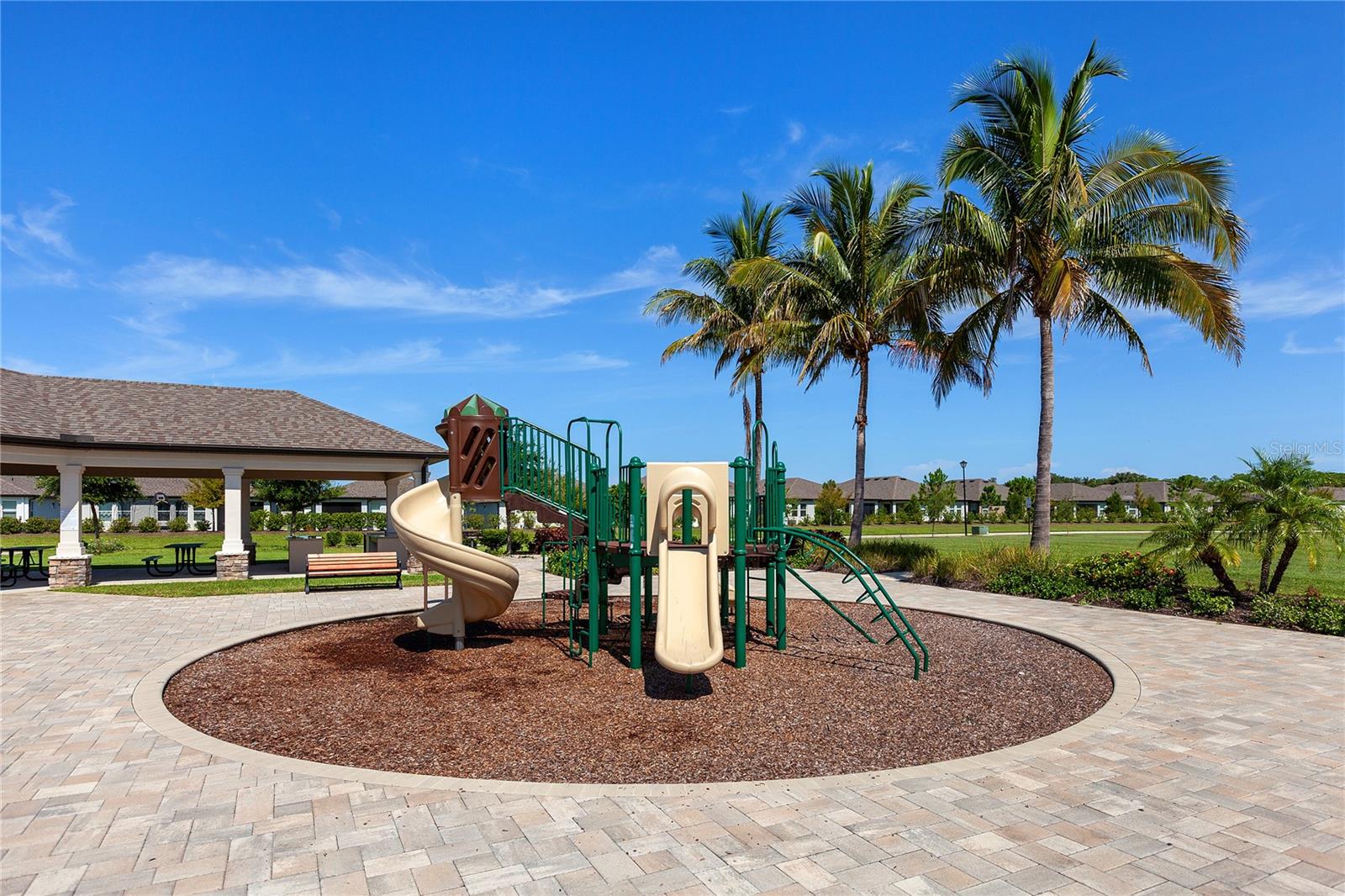 HIDDEN CRK PH 1 - Residential Lease