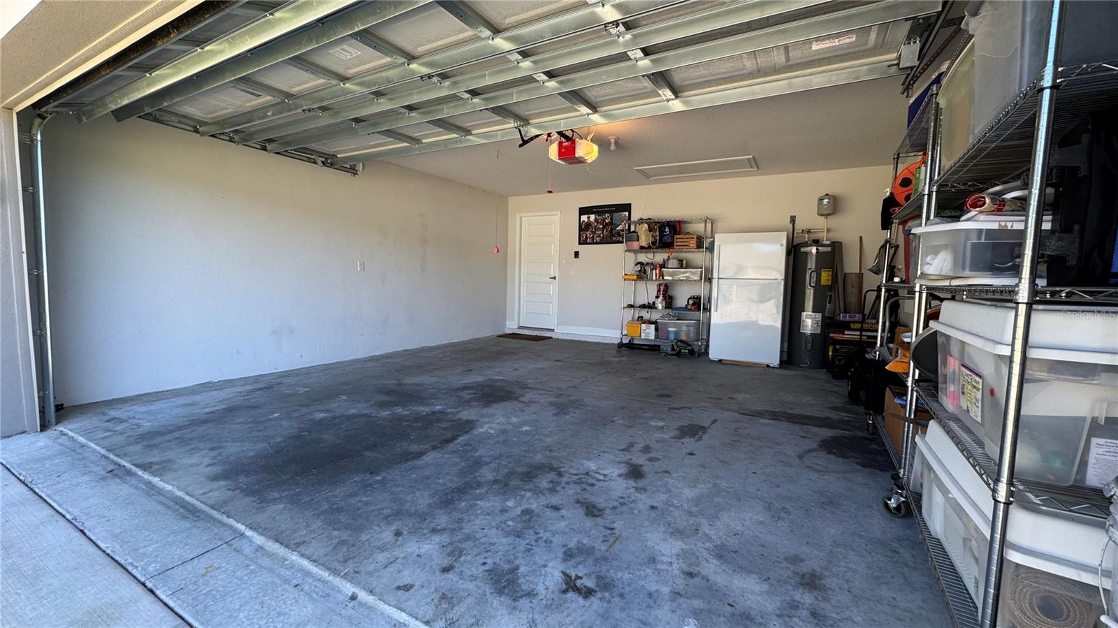 HIDDEN LAKE UN IV - Residential