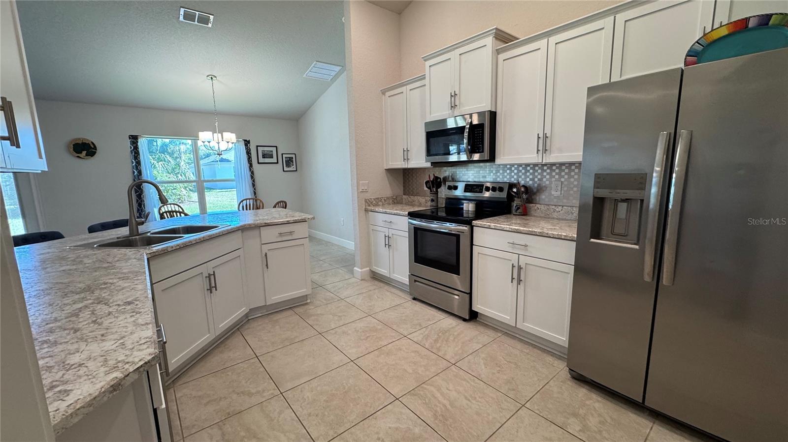 HIDDEN LAKE UN IV - Residential