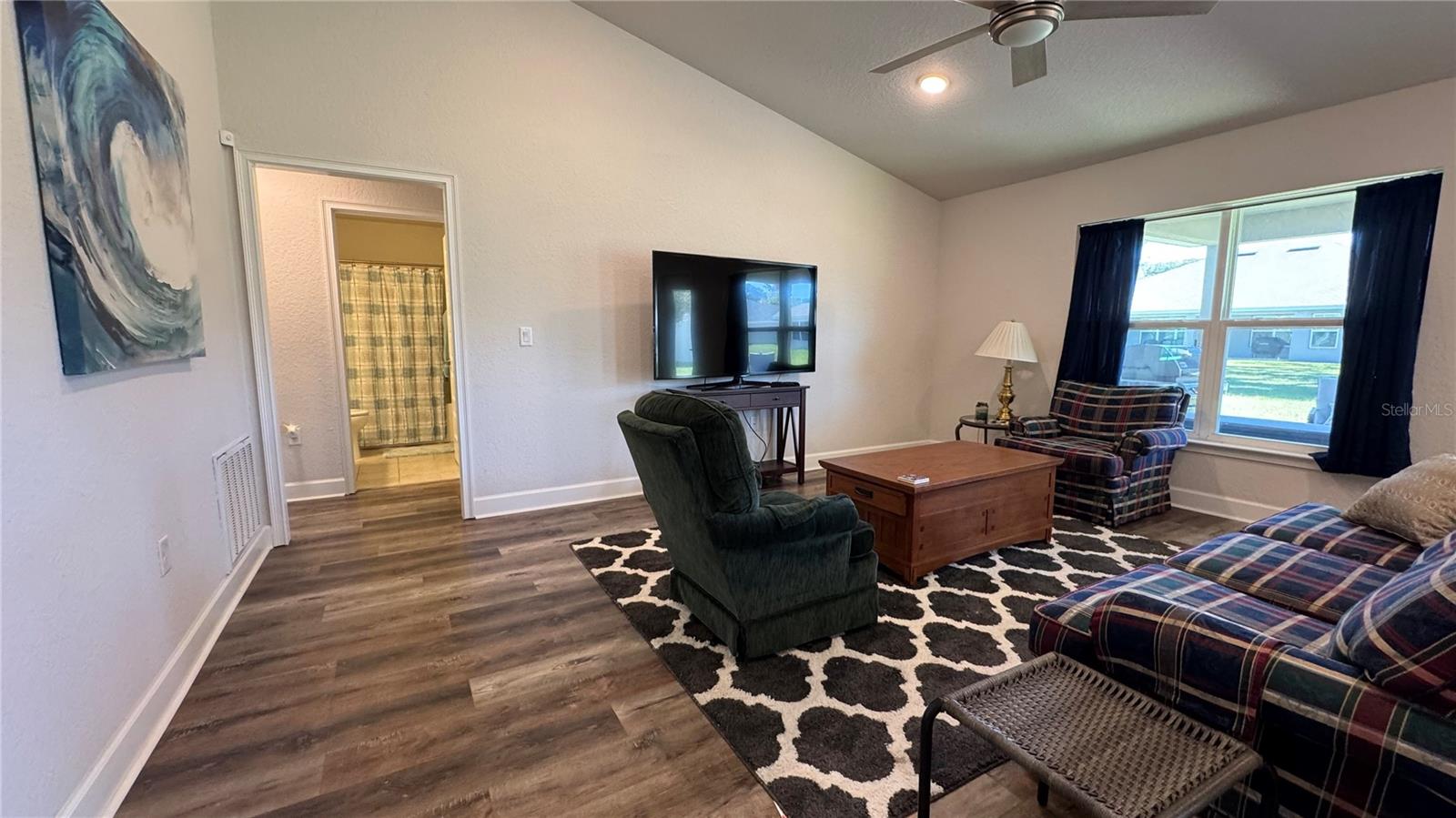 HIDDEN LAKE UN IV - Residential