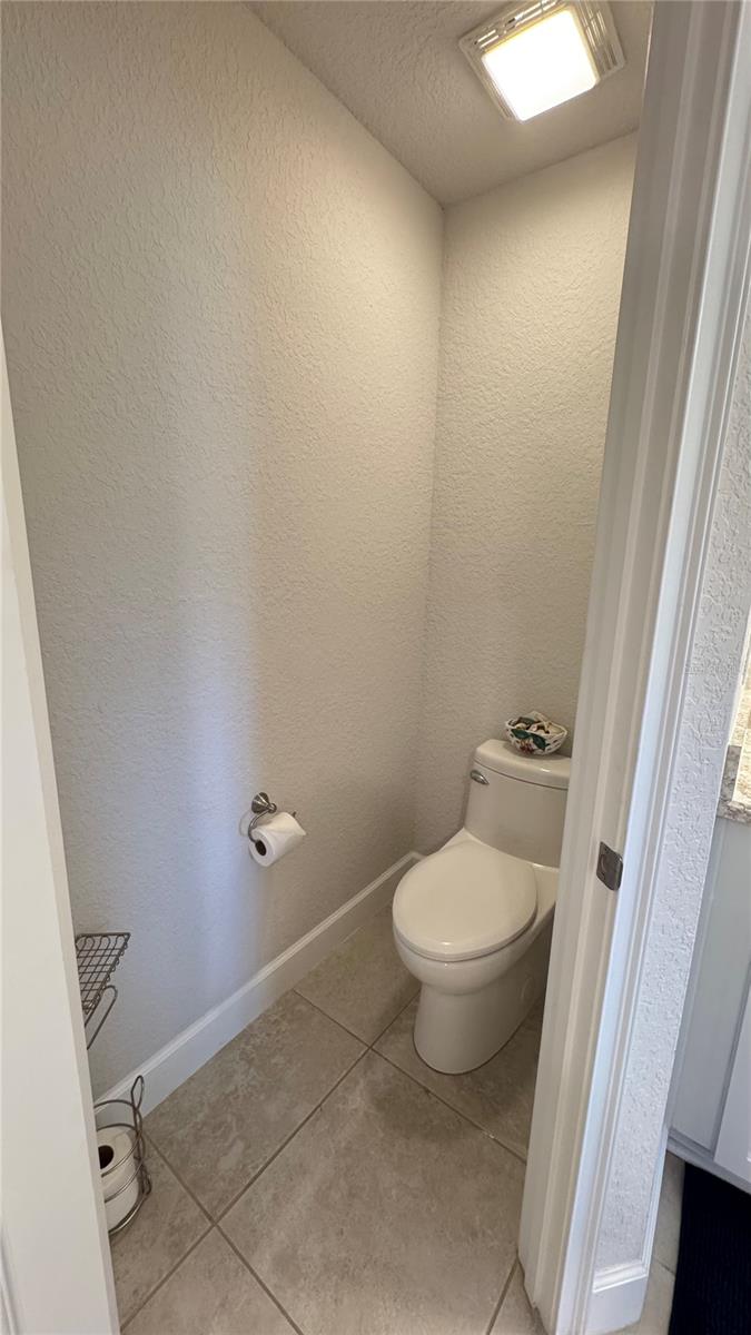 HIDDEN LAKE UN IV - Residential