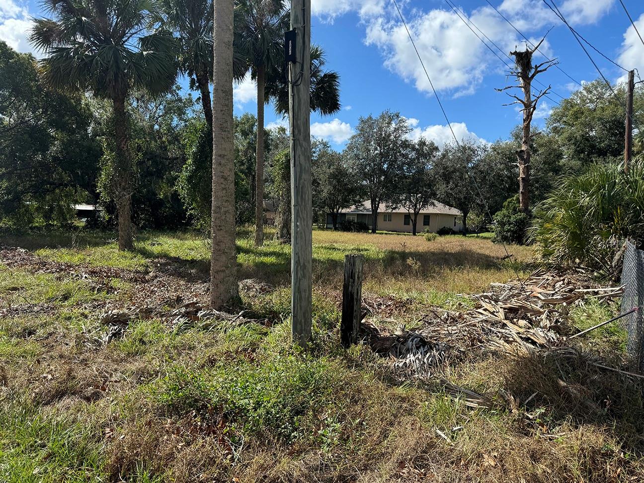 226 OAK DR