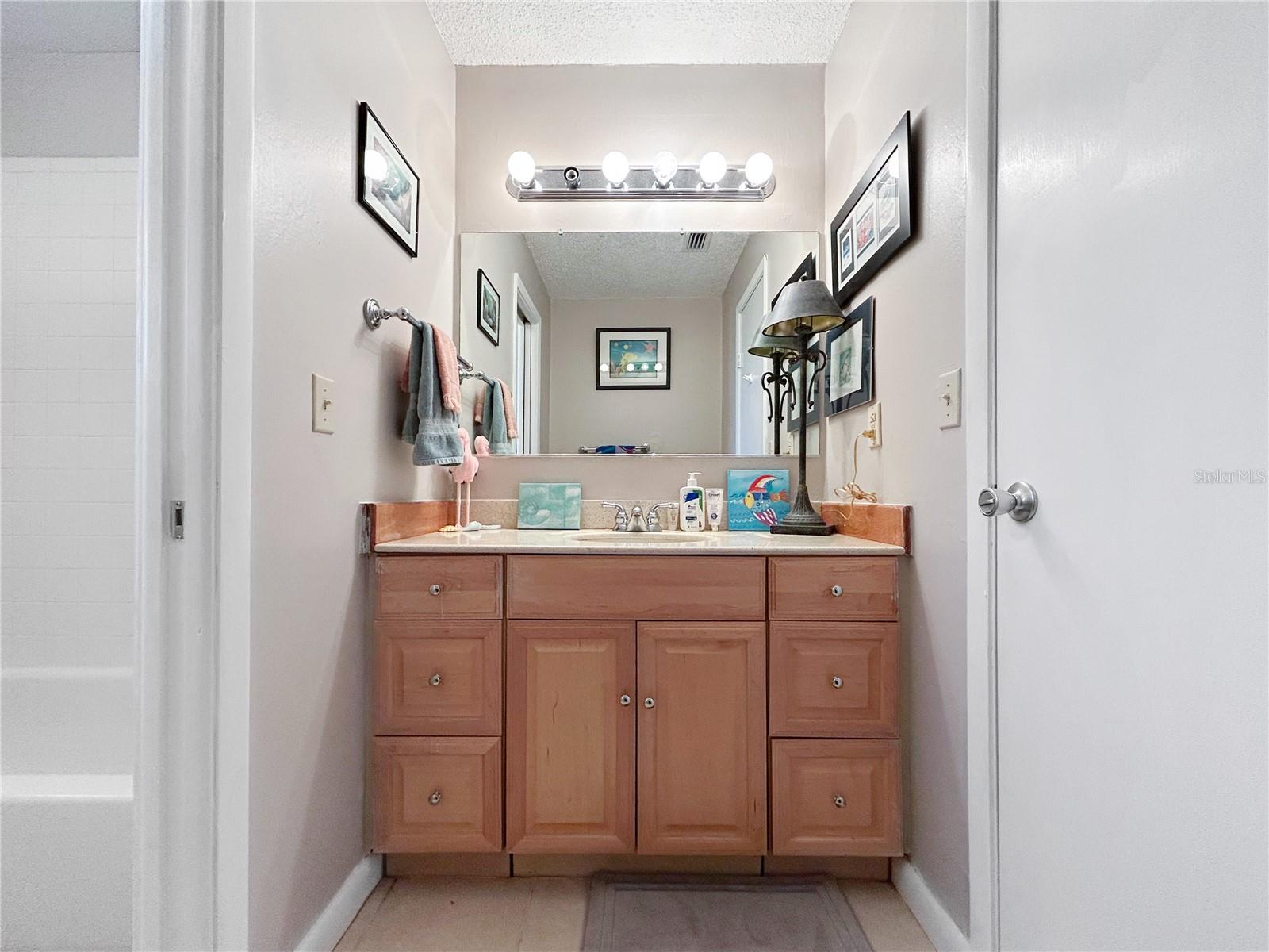 DEL WEBBS SUN CITY FLORIDA UN - Residential