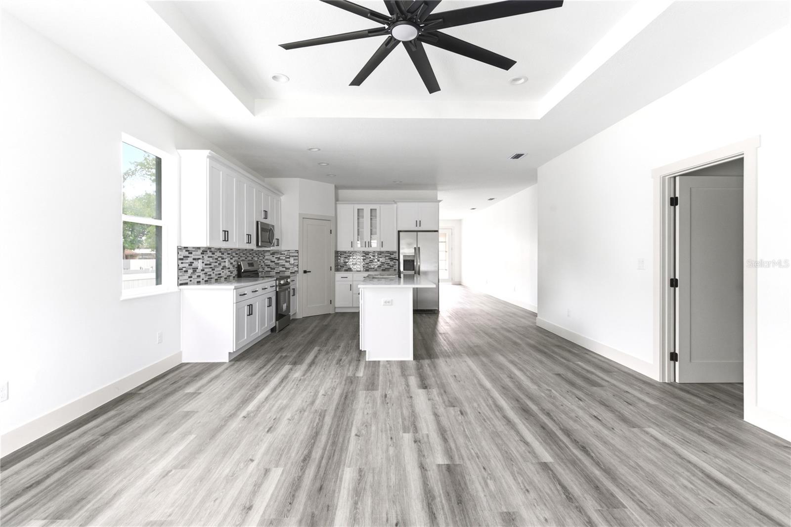 SUBDIVISION OF TRACTS 15 & 1 - Residential