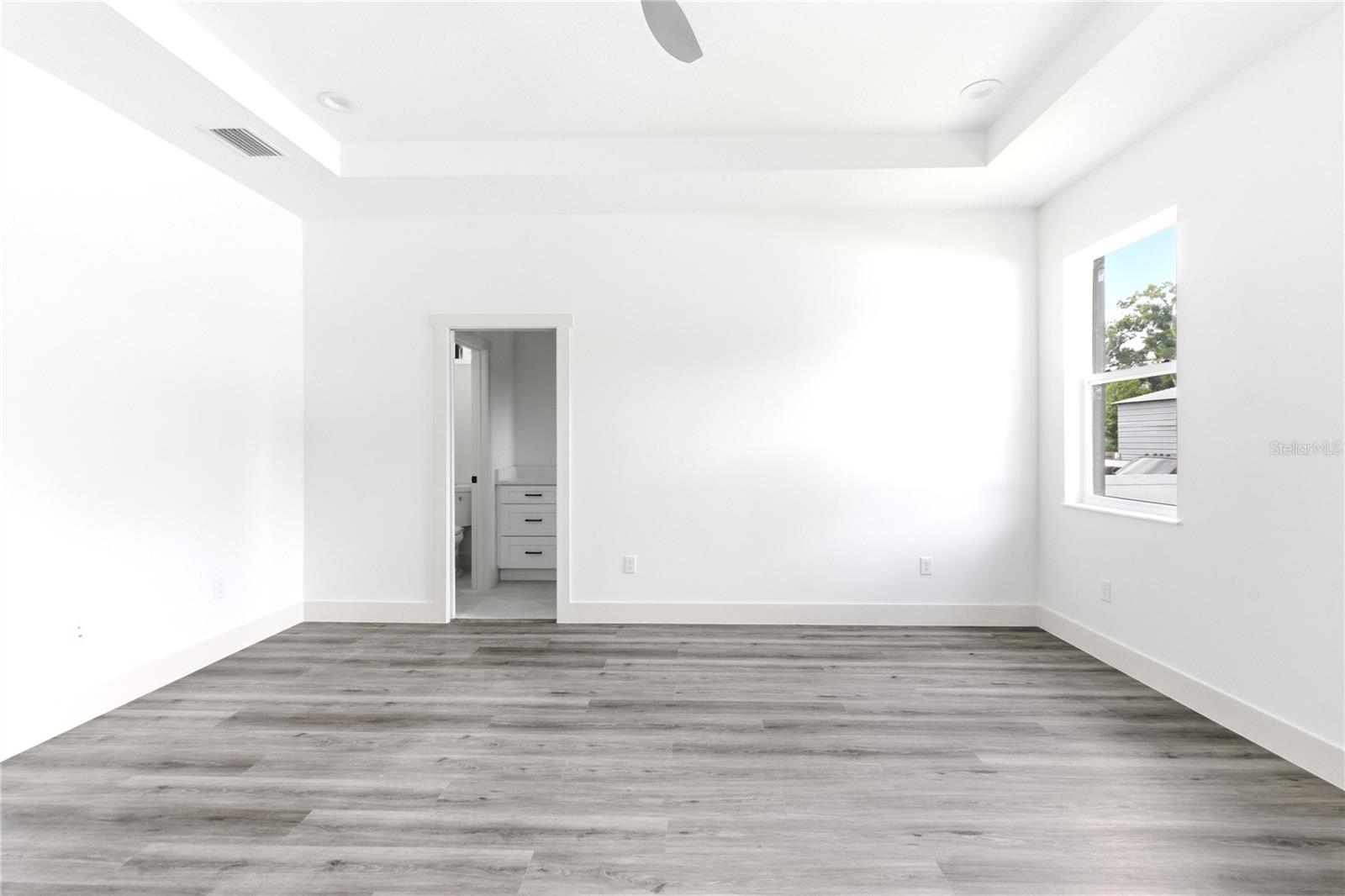 SUBDIVISION OF TRACTS 15 & 1 - Residential