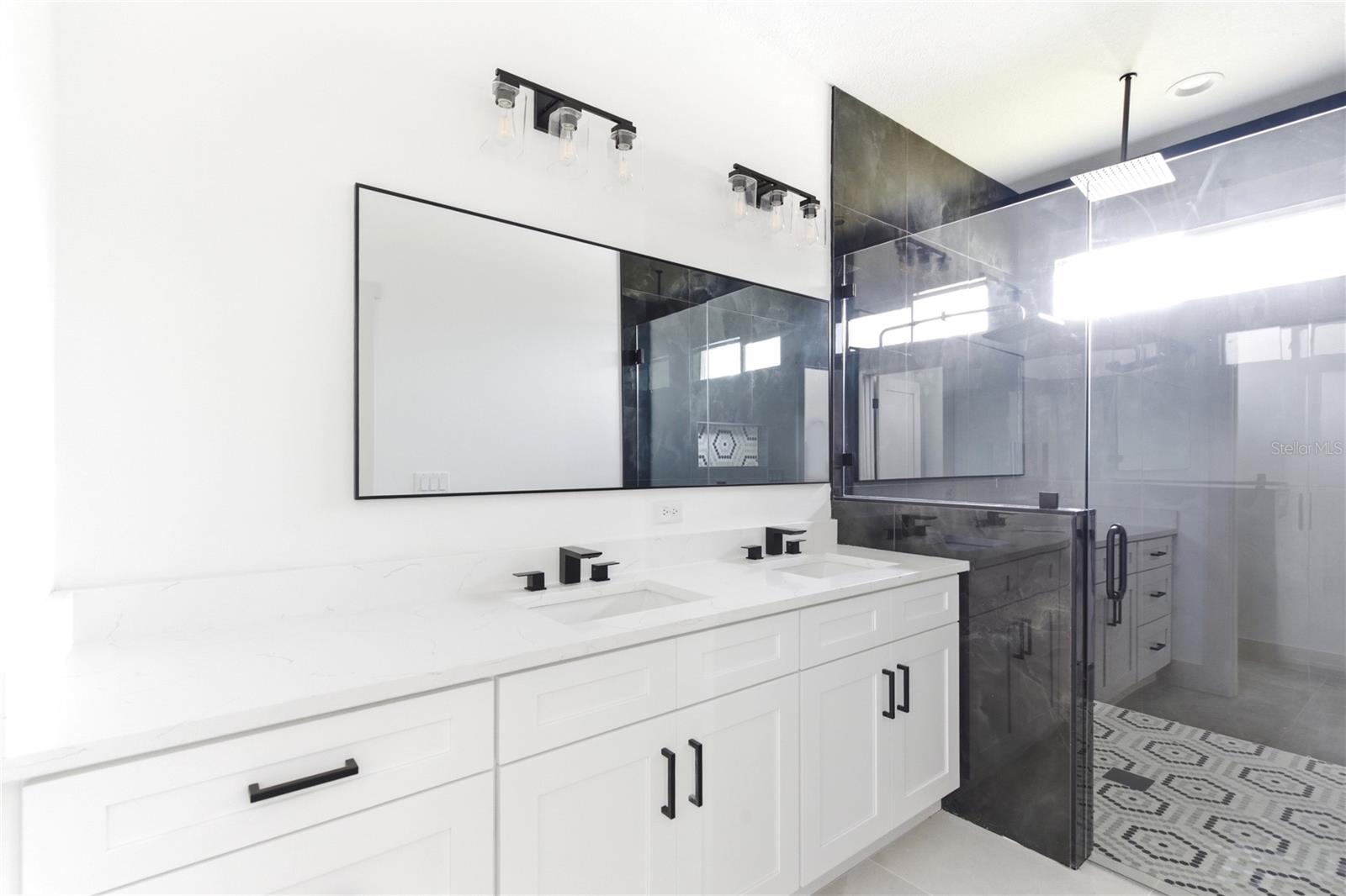 SUBDIVISION OF TRACTS 15 & 1 - Residential