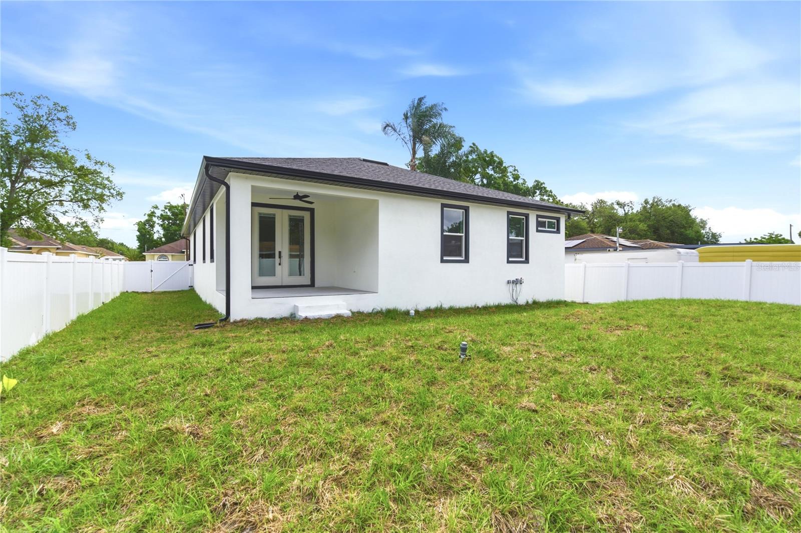 SUBDIVISION OF TRACTS 15 & 1 - Residential