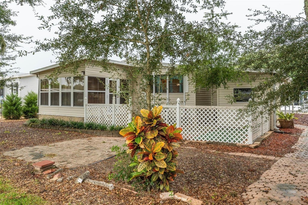Photo of 224 Covent Garden Avenue, Davenport, FL 33897 (MLS # O6426669)