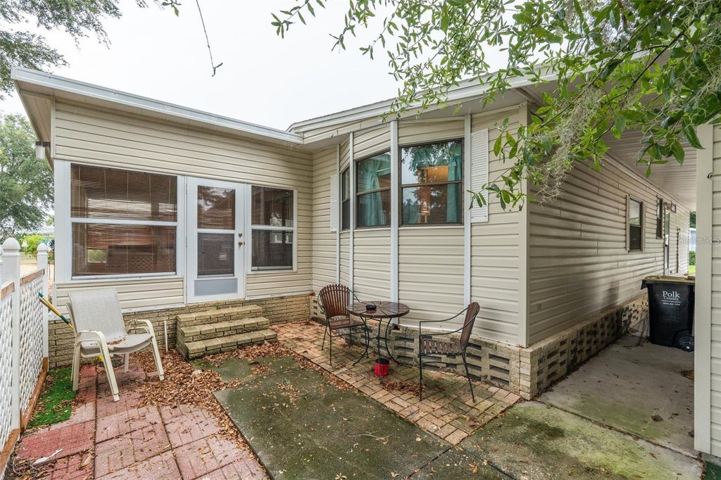 Photo of 224 Covent Garden Avenue, Davenport, FL 33897 (MLS # O6426669)