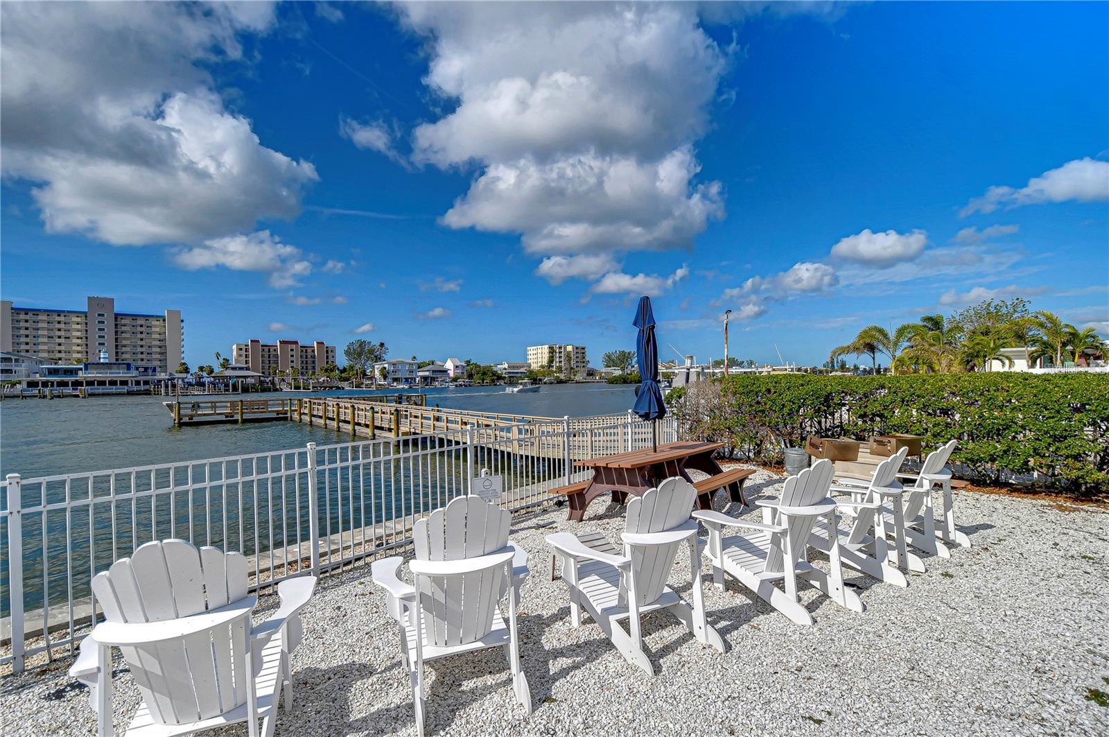 IMPERIAL POINT CONDO - Residential