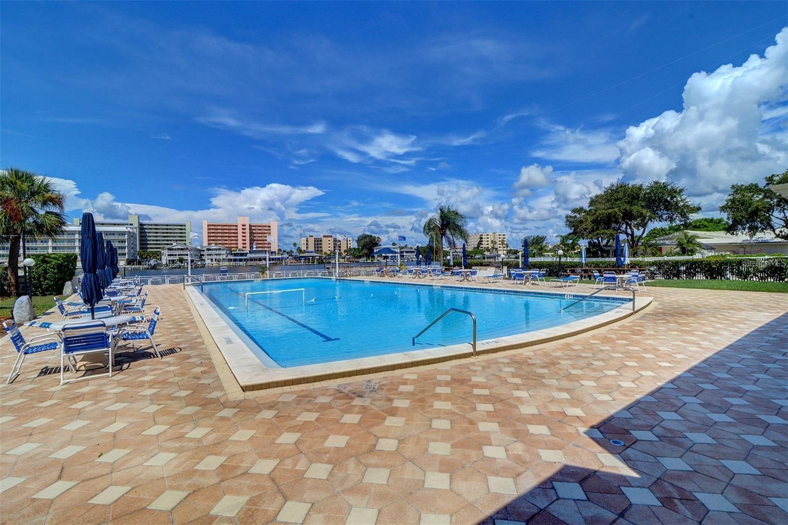 IMPERIAL POINT CONDO - Residential