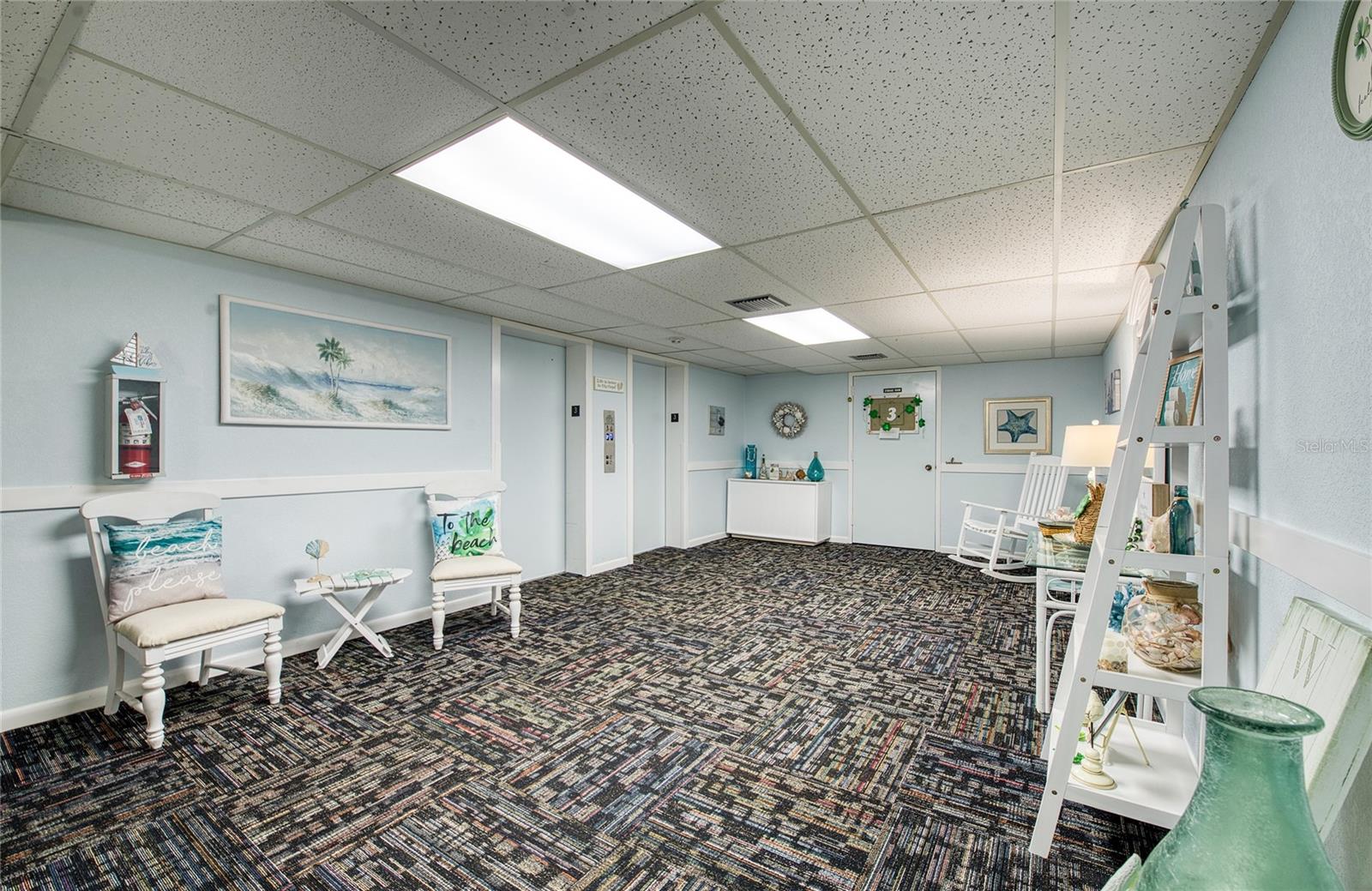 IMPERIAL POINT CONDO - Residential