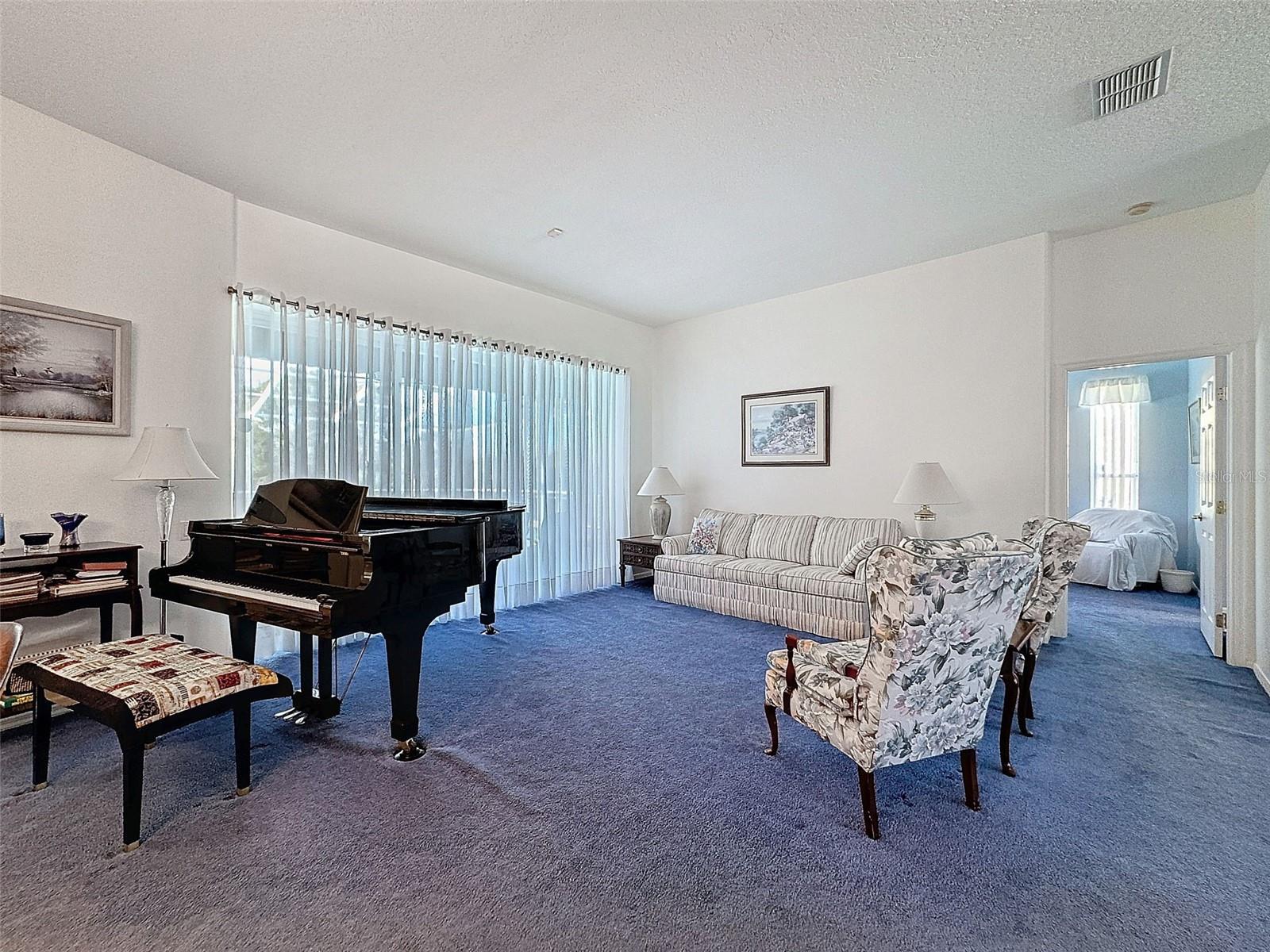 THE ESTATES - Residential