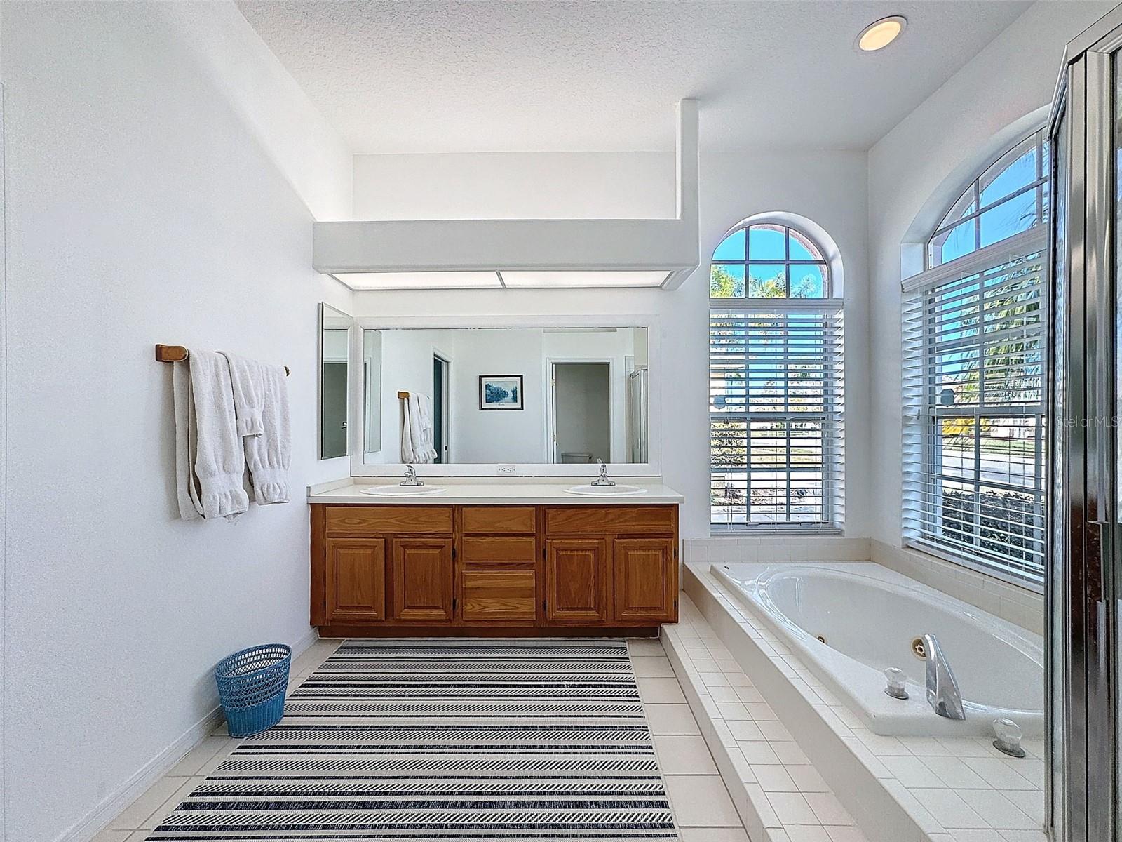 THE ESTATES - Residential