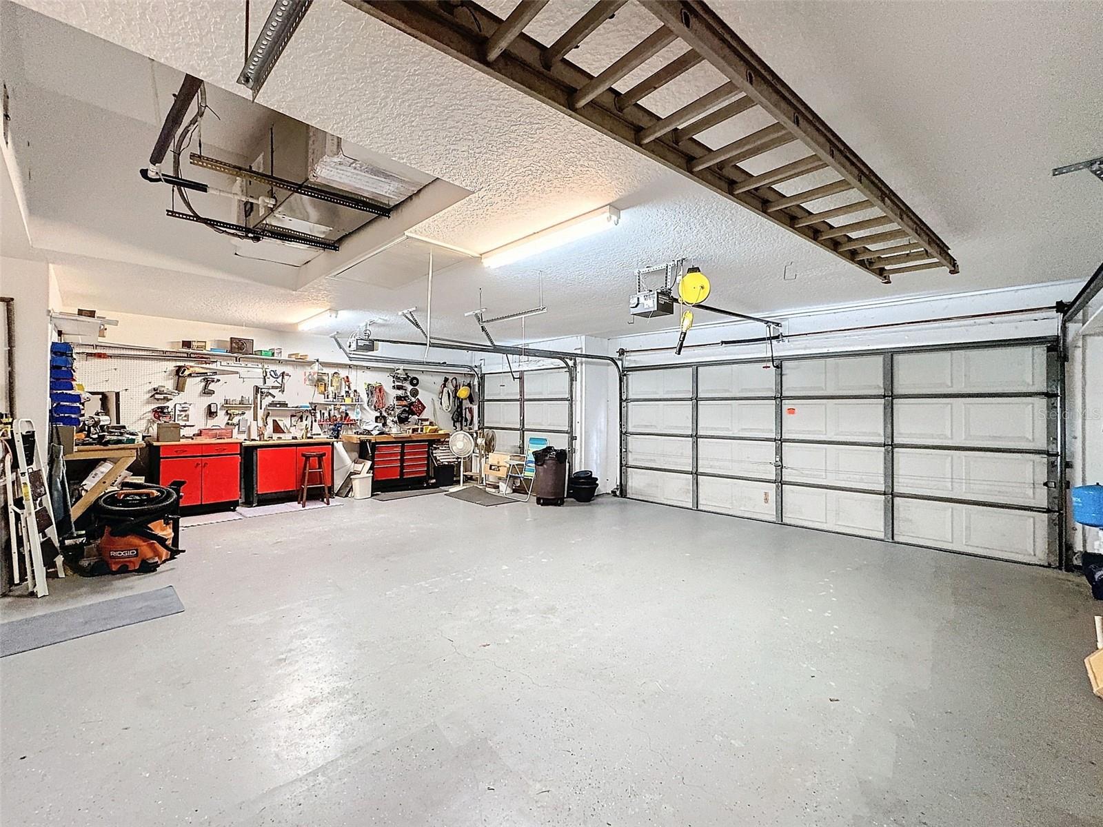 THE ESTATES - Residential