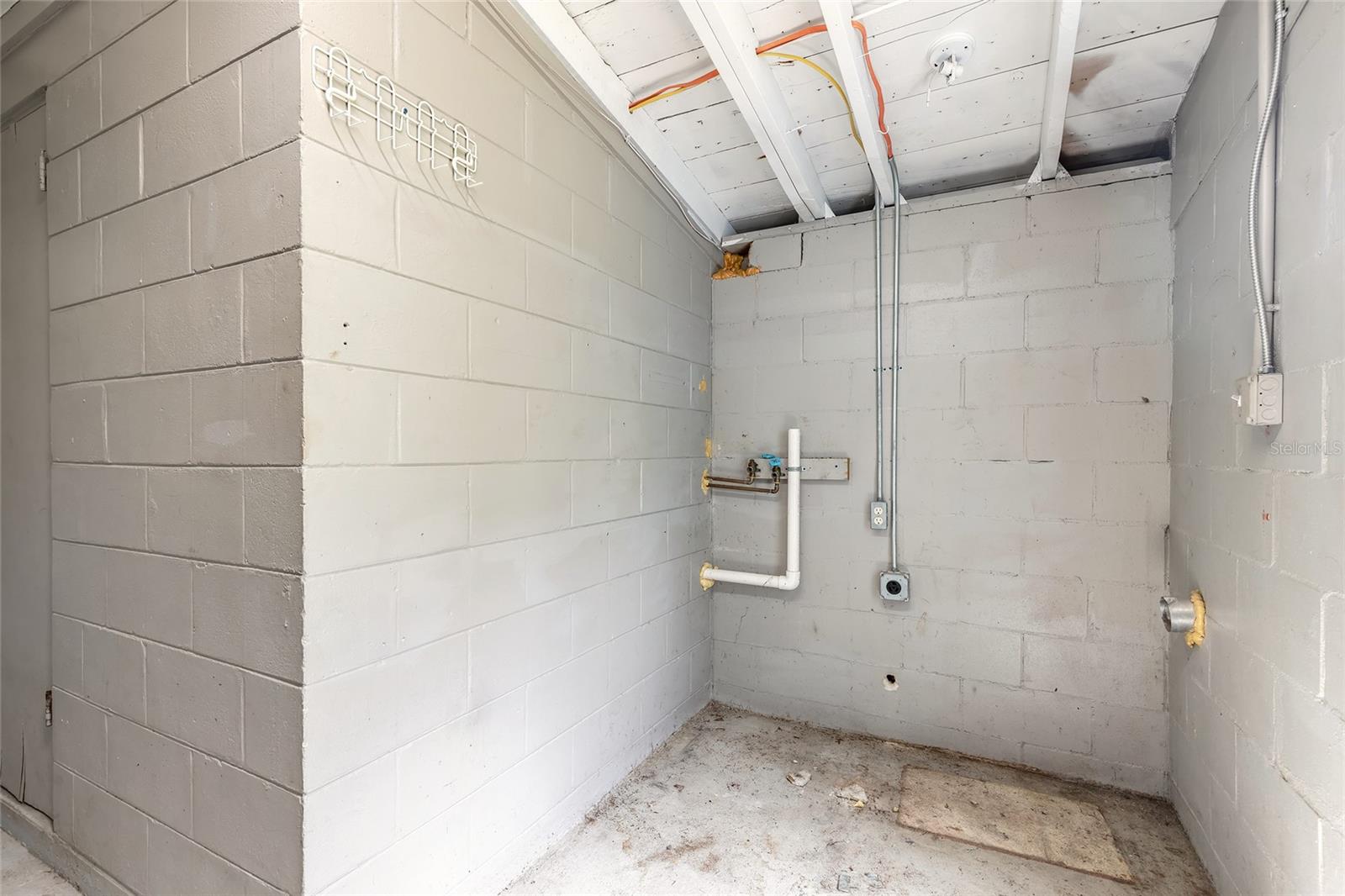 VIRGINIA HEIGHTS PORT ORANGE - Residential