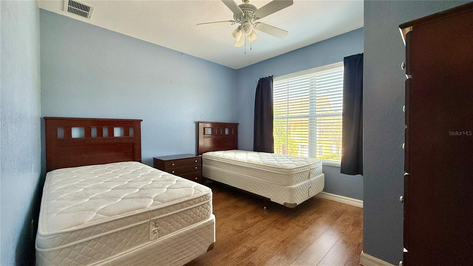 VENETIAN BAY VILLAGE CONDO PH 3 - Residential