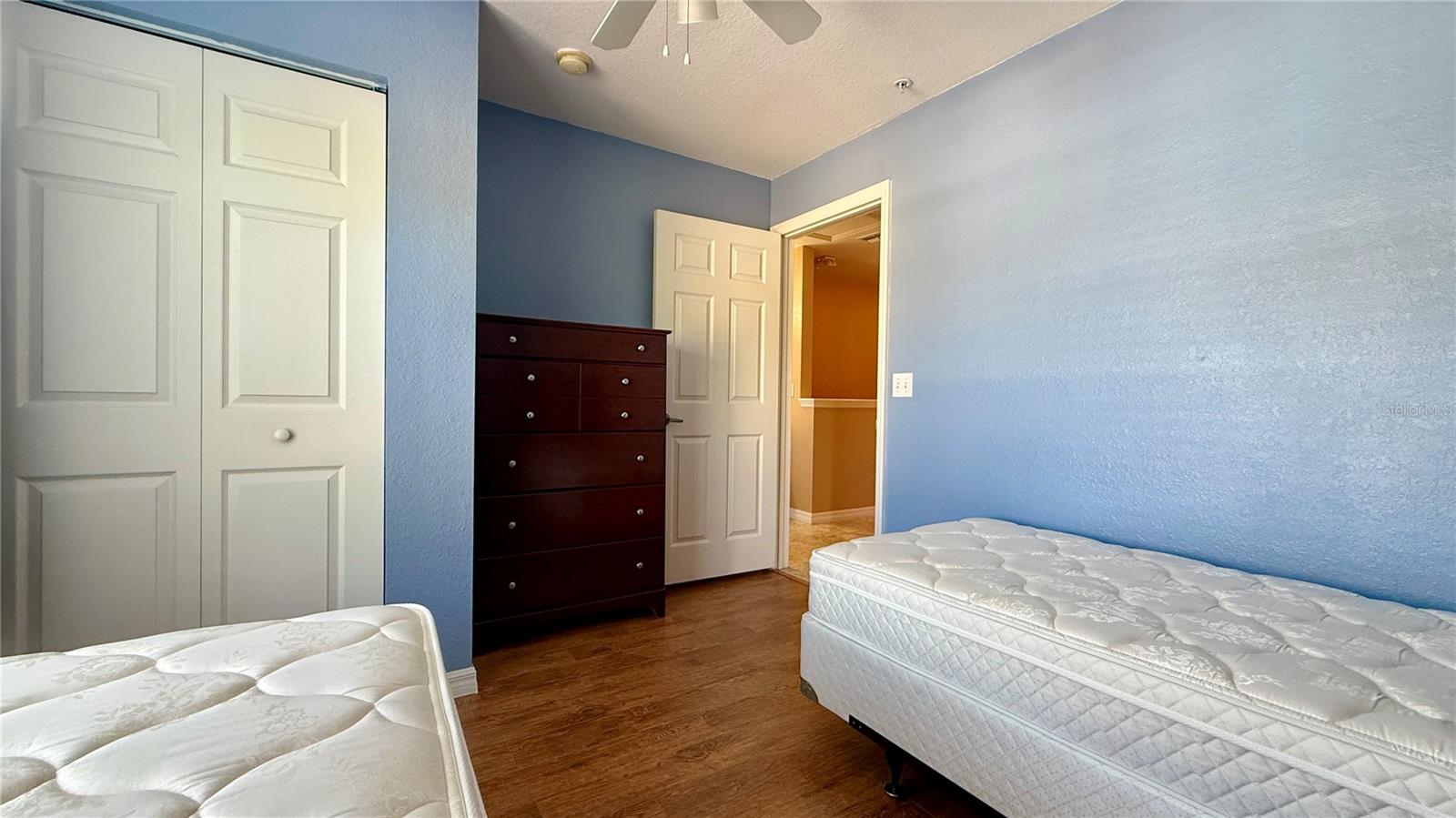 VENETIAN BAY VILLAGE CONDO PH 3 - Residential