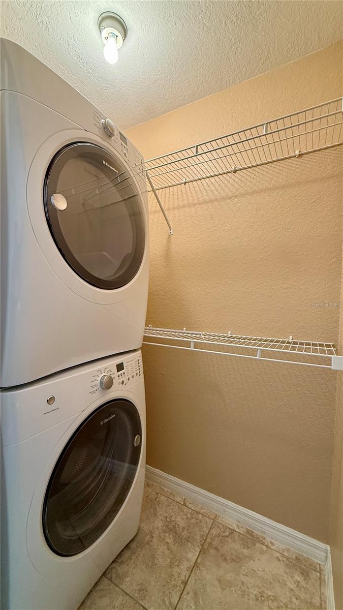 VENETIAN BAY VILLAGE CONDO PH 3 - Residential