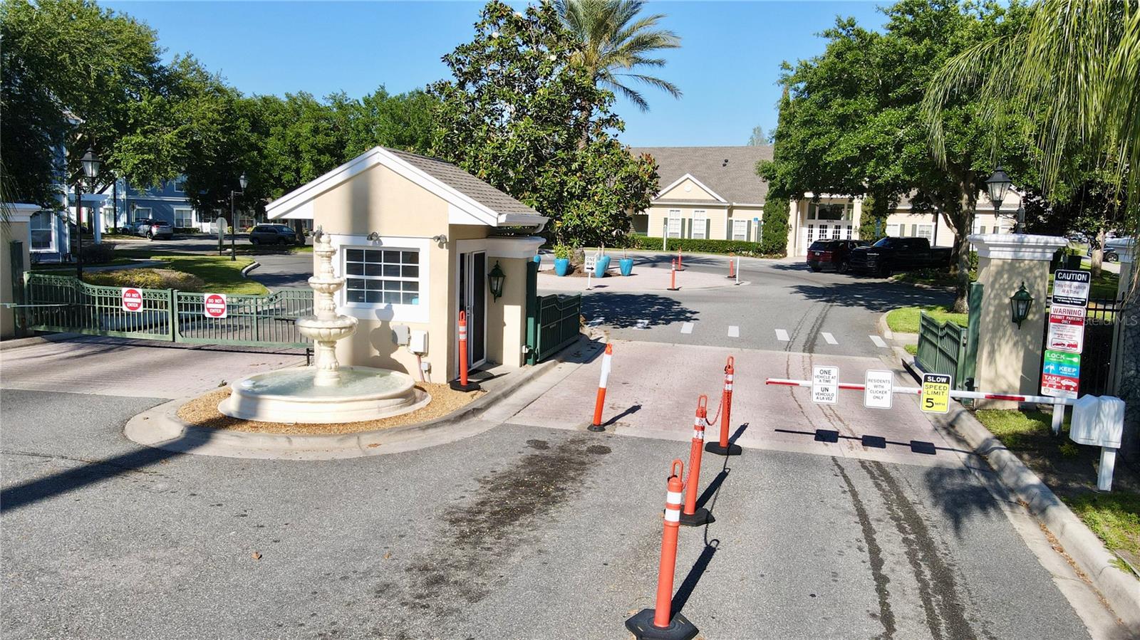 VENETIAN BAY VILLAGE CONDO PH 3 - Residential