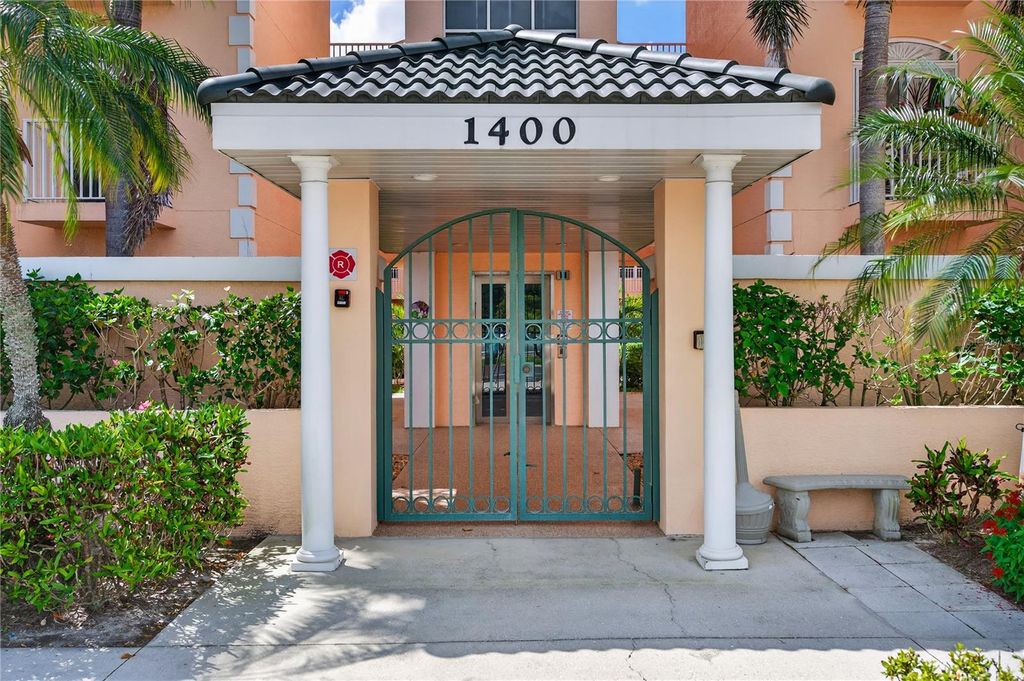 Photo of 1421 Gondola Park Drive #1421BD, Venice, FL 34292 (MLS # N6143800)