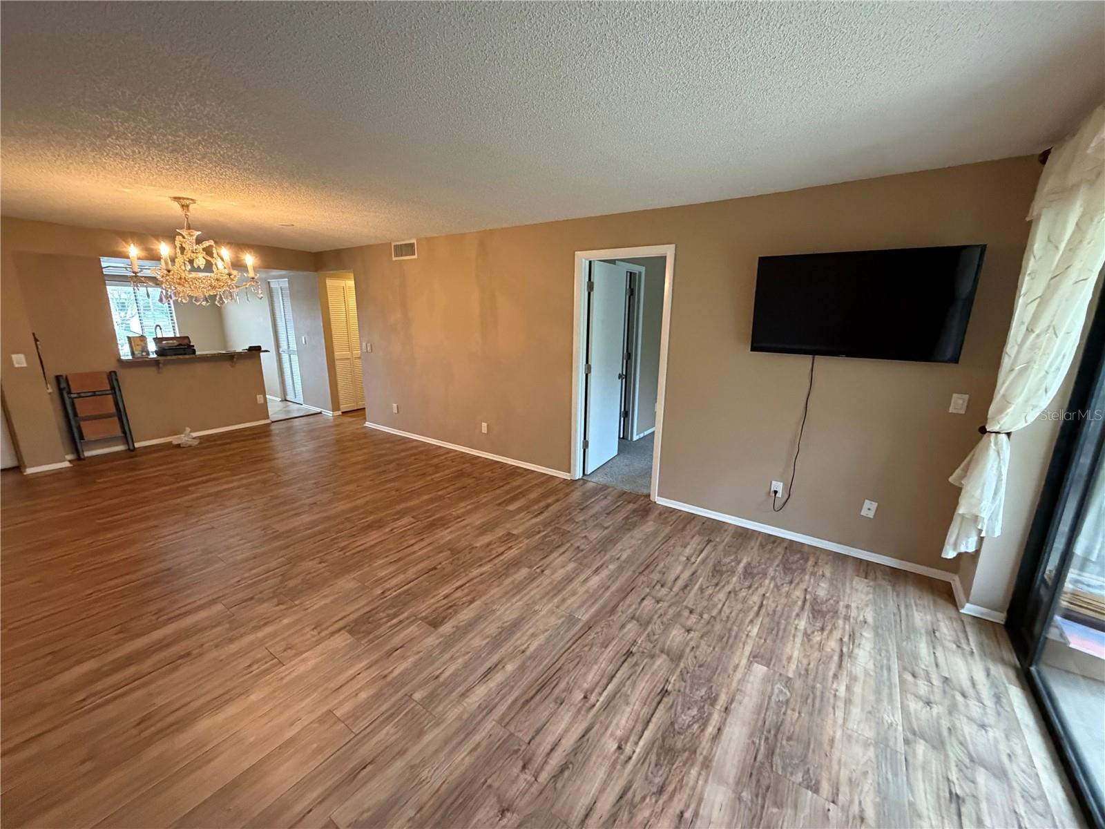 EAST LAKE WOODLANDS CYPRESS ESTATES - Residential Lease