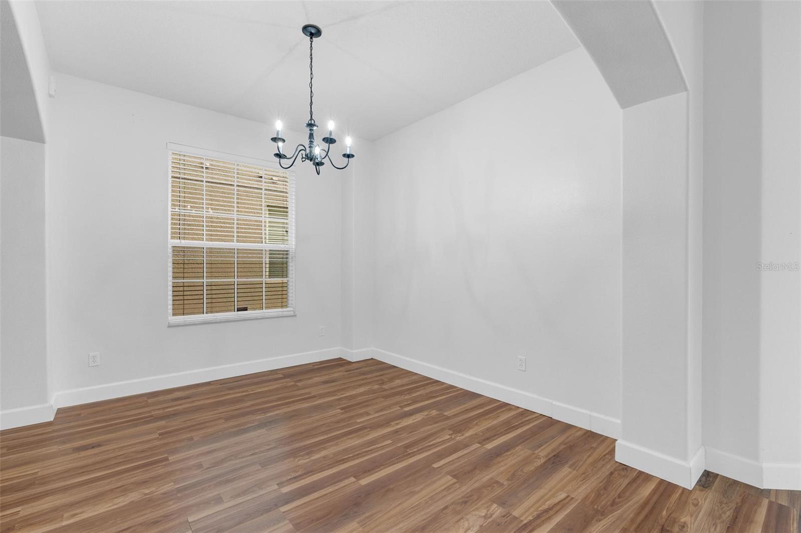 EAGLE CREEK PH 1B - Residential