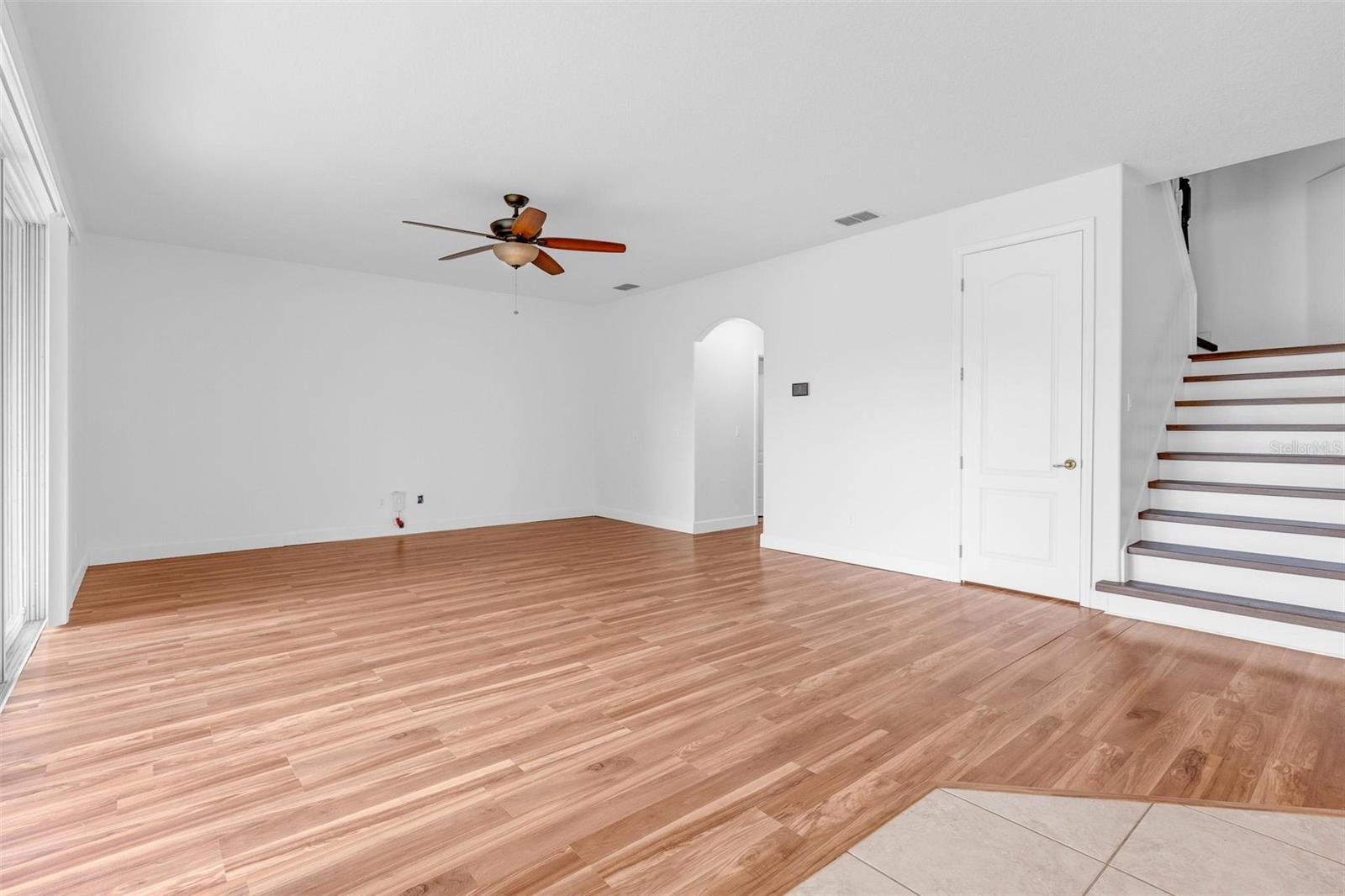 EAGLE CREEK PH 1B - Residential