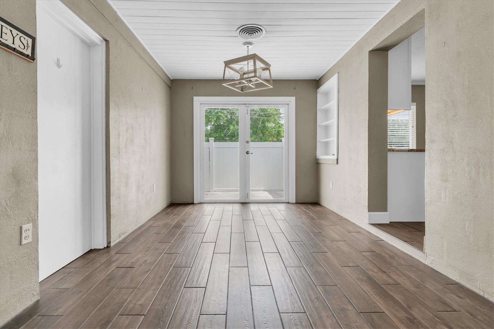 CENTRAL PASADENA - Residential