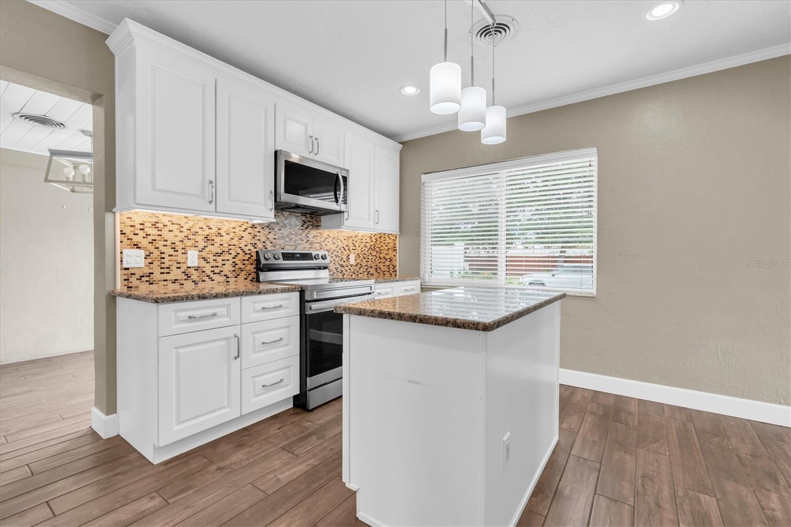 CENTRAL PASADENA - Residential